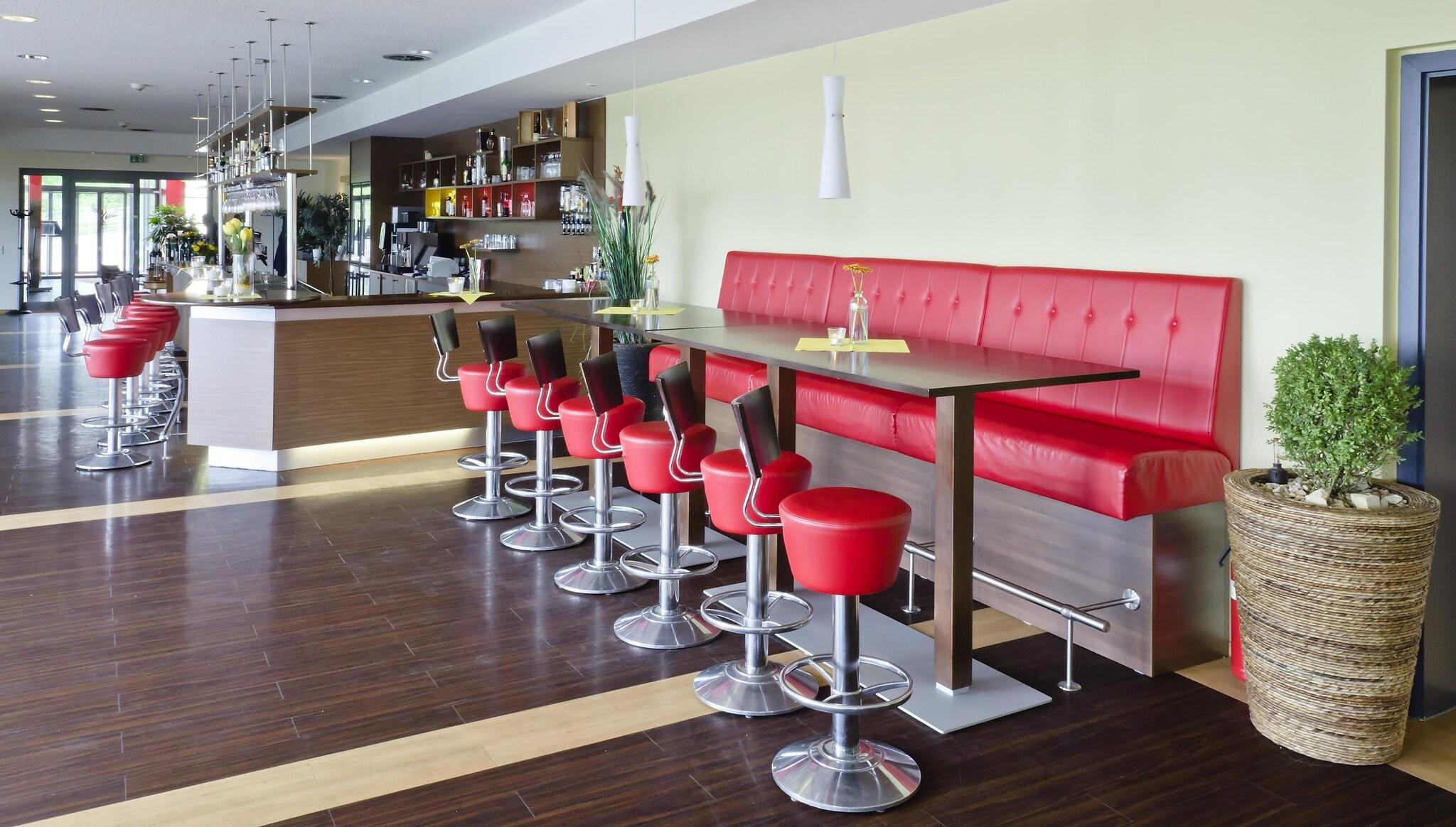 Bar/Salón PHÖNIX Hotel