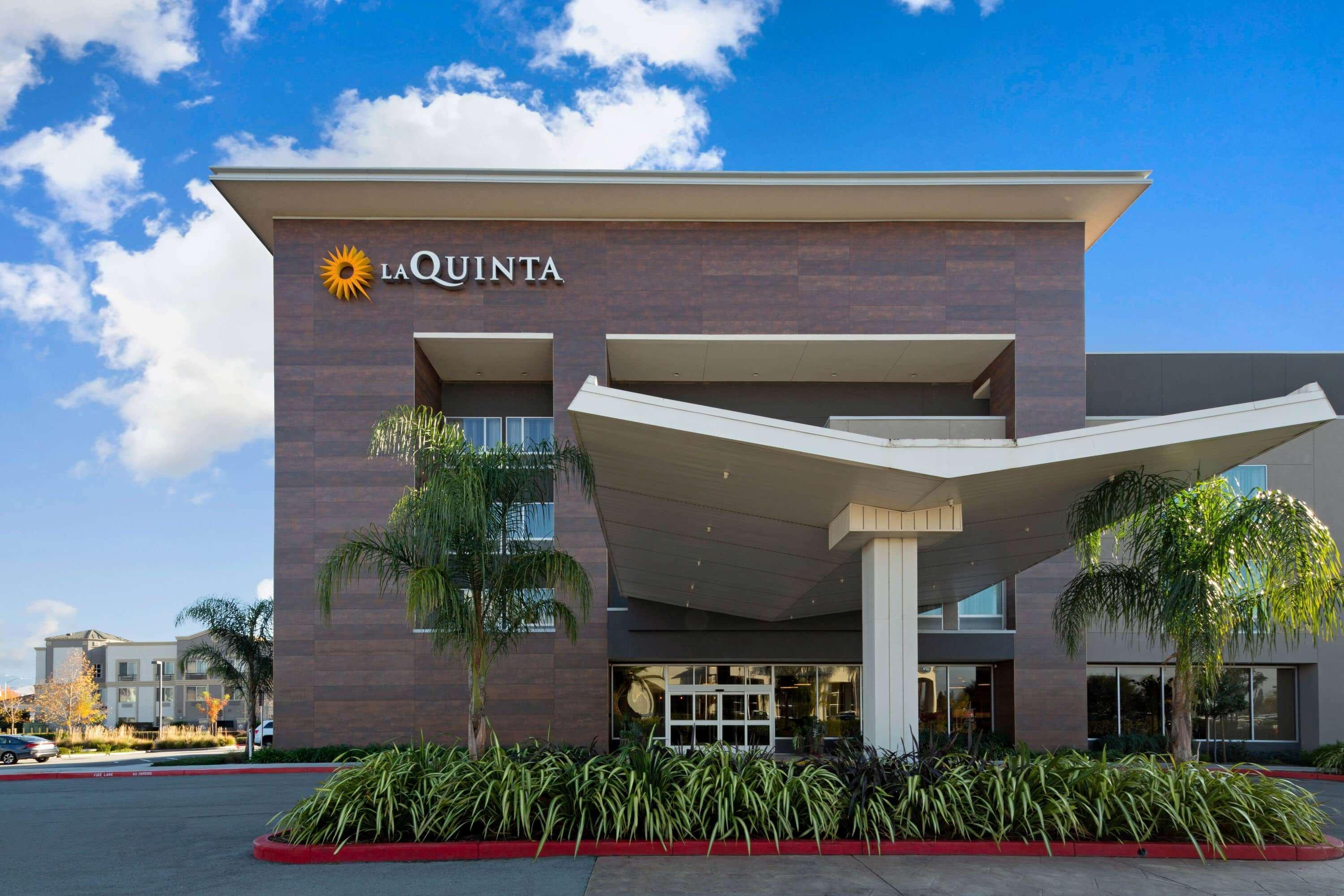 Vista Exterior La Quinta Inn & Suites by Wyndham Morgan Hill-San Jose South