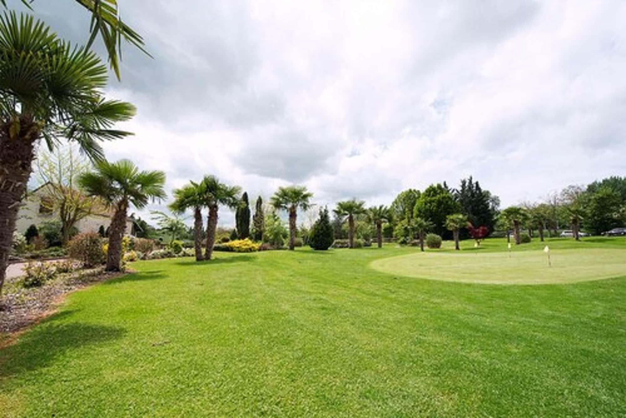 Campo de Golf Hôtel Abbaye du Golf de Lésigny