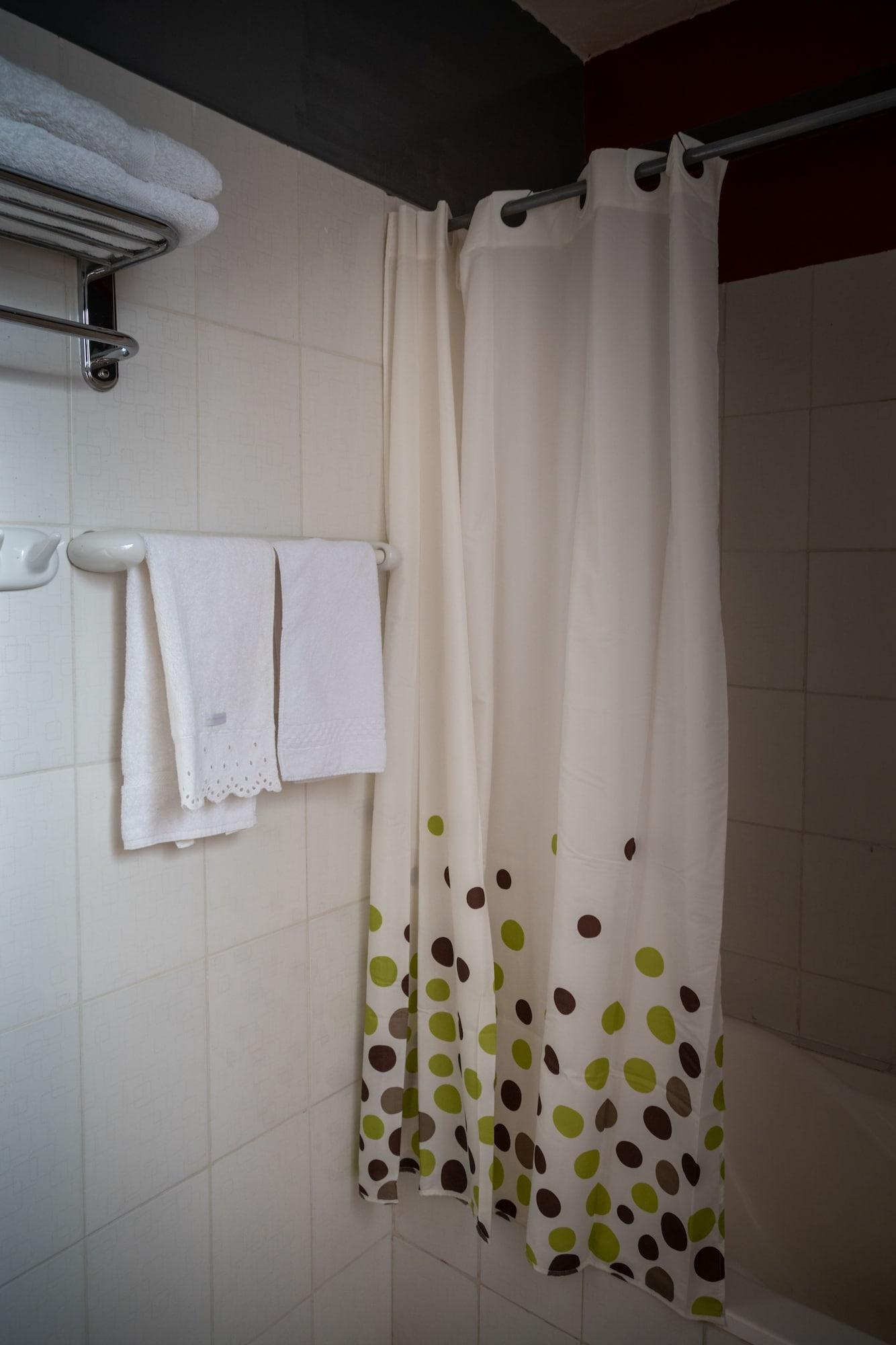 Equipamiento de Habitación Tonito Hotel