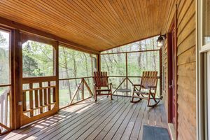 Alquiler Vacacional - Dreamy Indiana Cabin Rental w/ Shared Amenities!