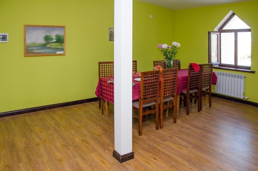 Bar/Salón Jipek Joli Inn