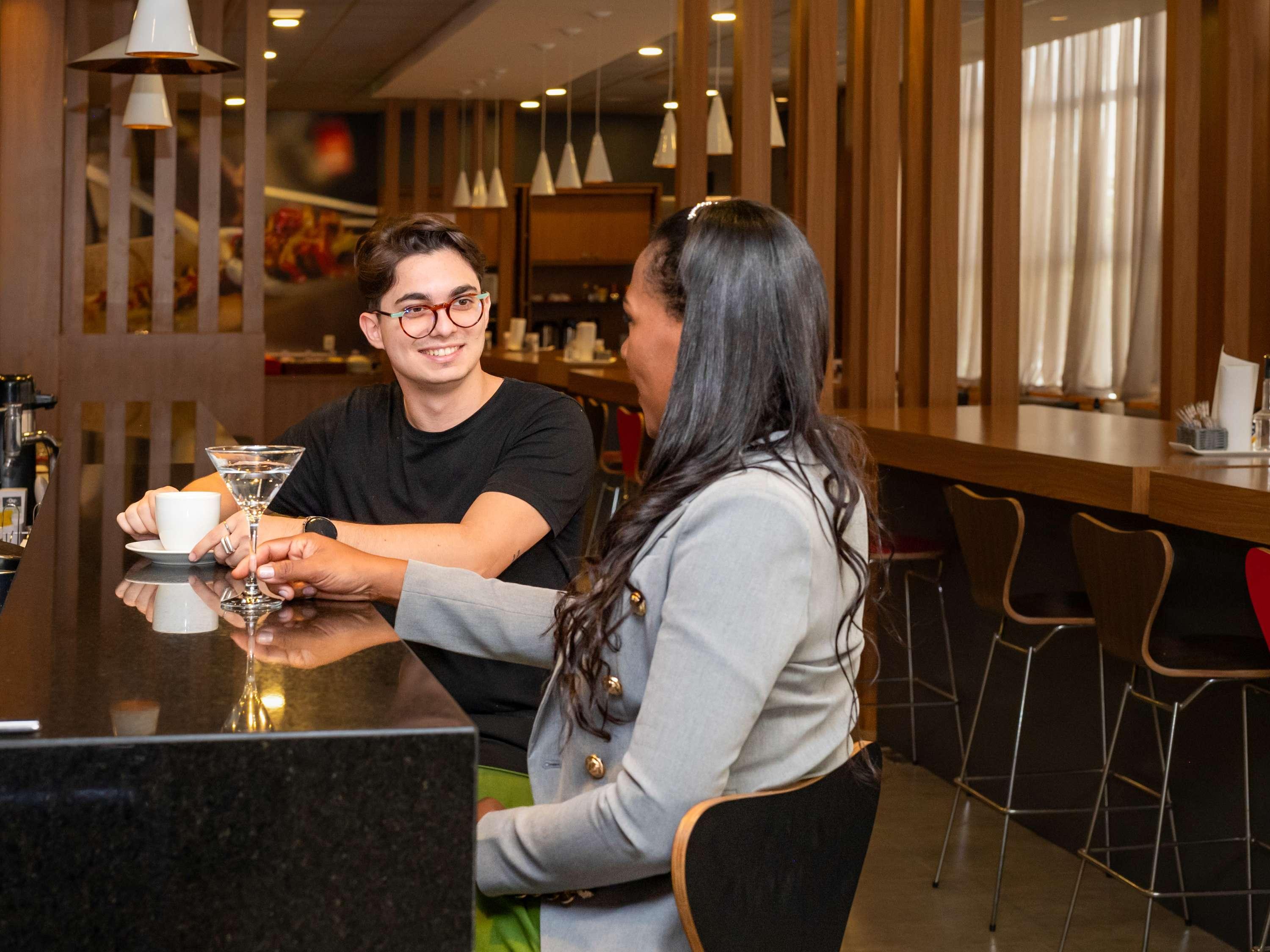 Bar/Salón ibis Catanduva