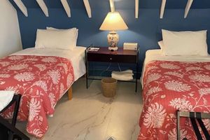 Alquiler Vacacional - 3-bedroom house in charming Green Turtle Cay with WiFi, AC