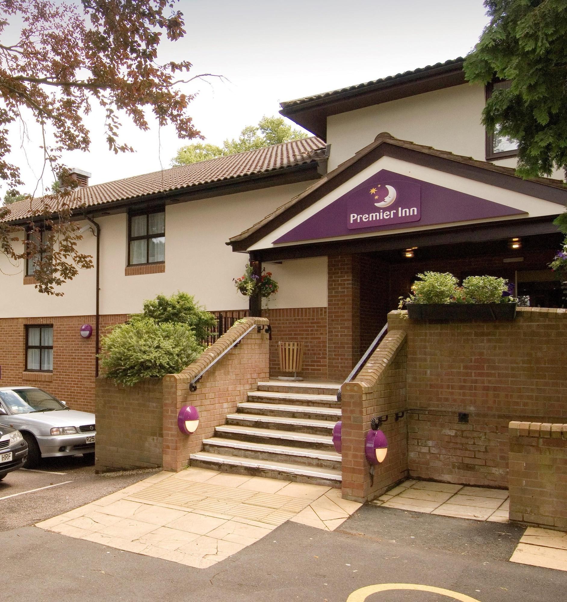Varios Premier Inn Kings Langley