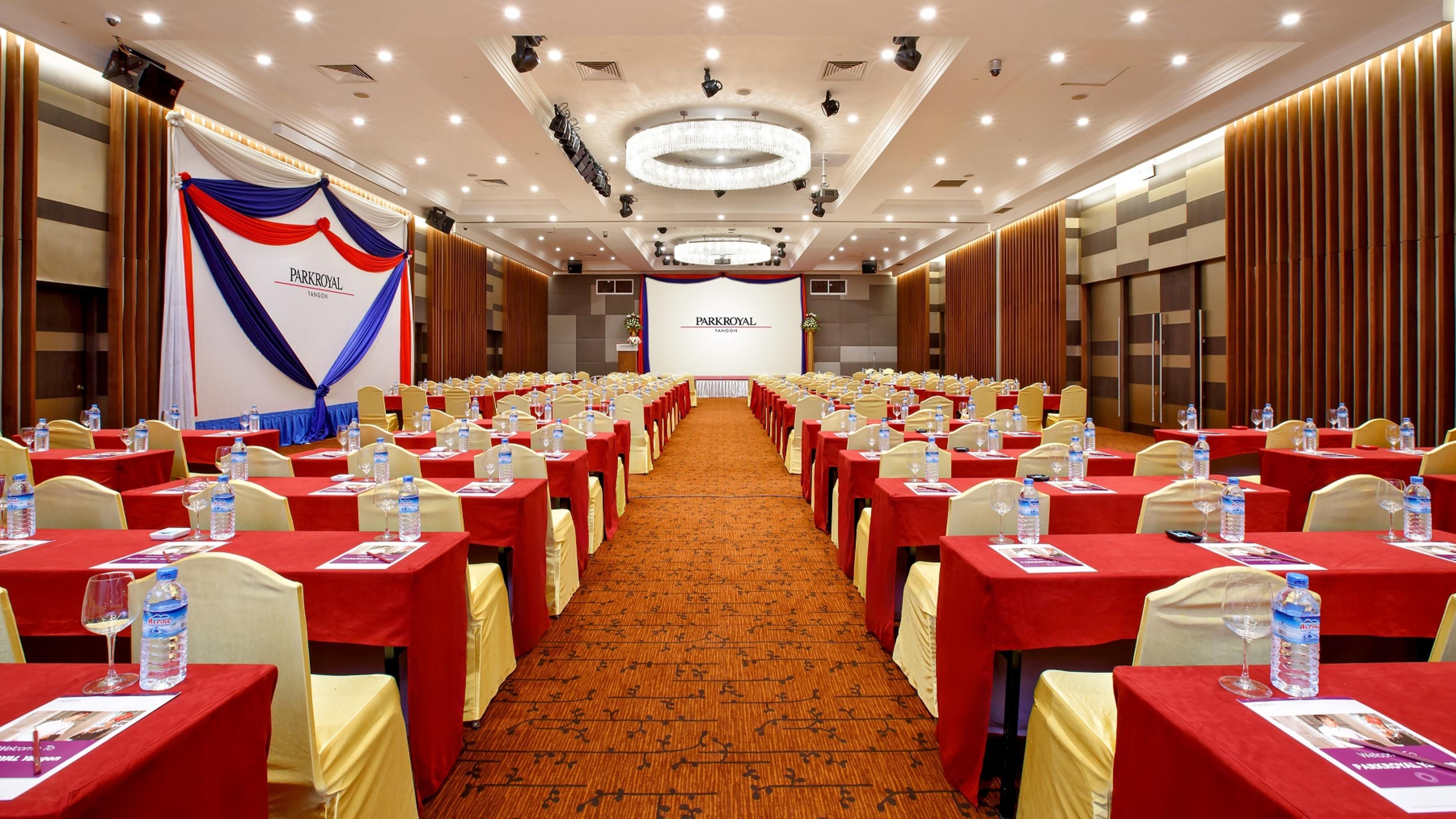 Centro de Negocios PARKROYAL Yangon