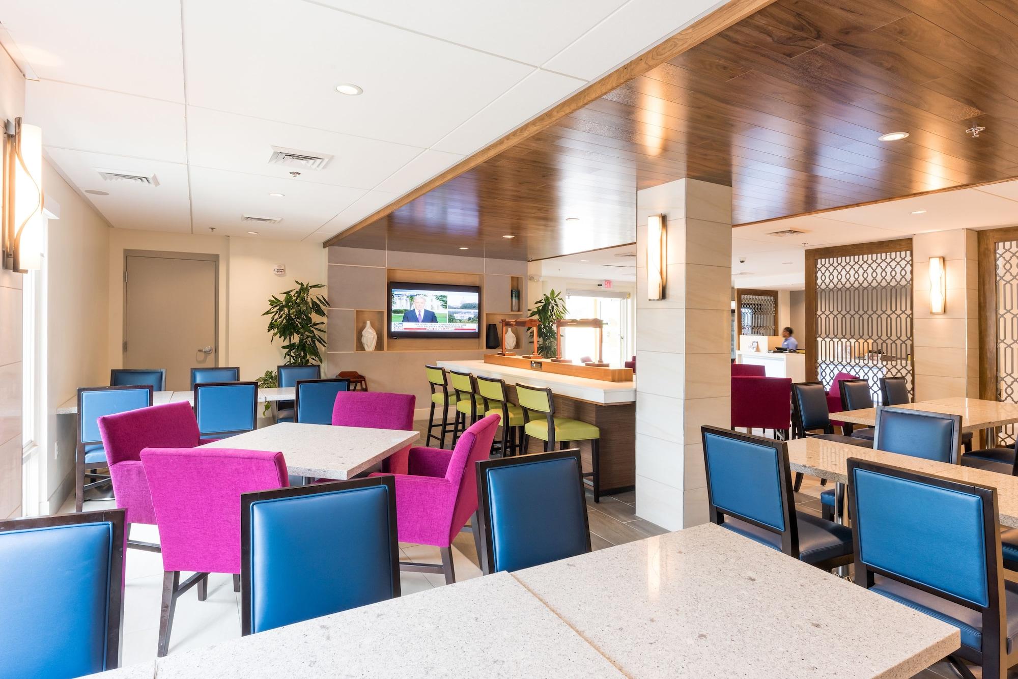 Restaurant Holiday Inn Express Charleston by IHG