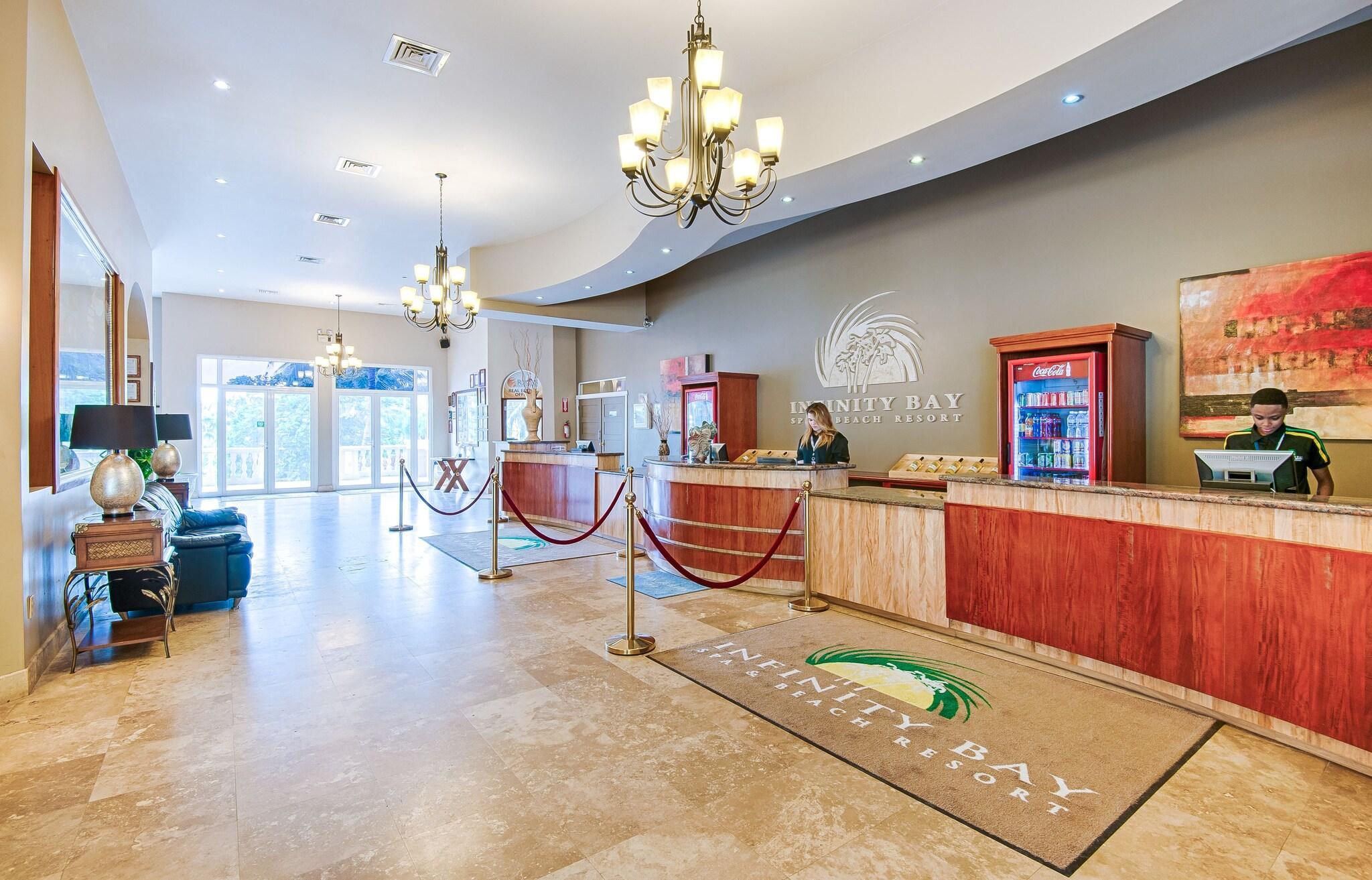 Vista Lobby Infinity Bay Spa & Beach Resort