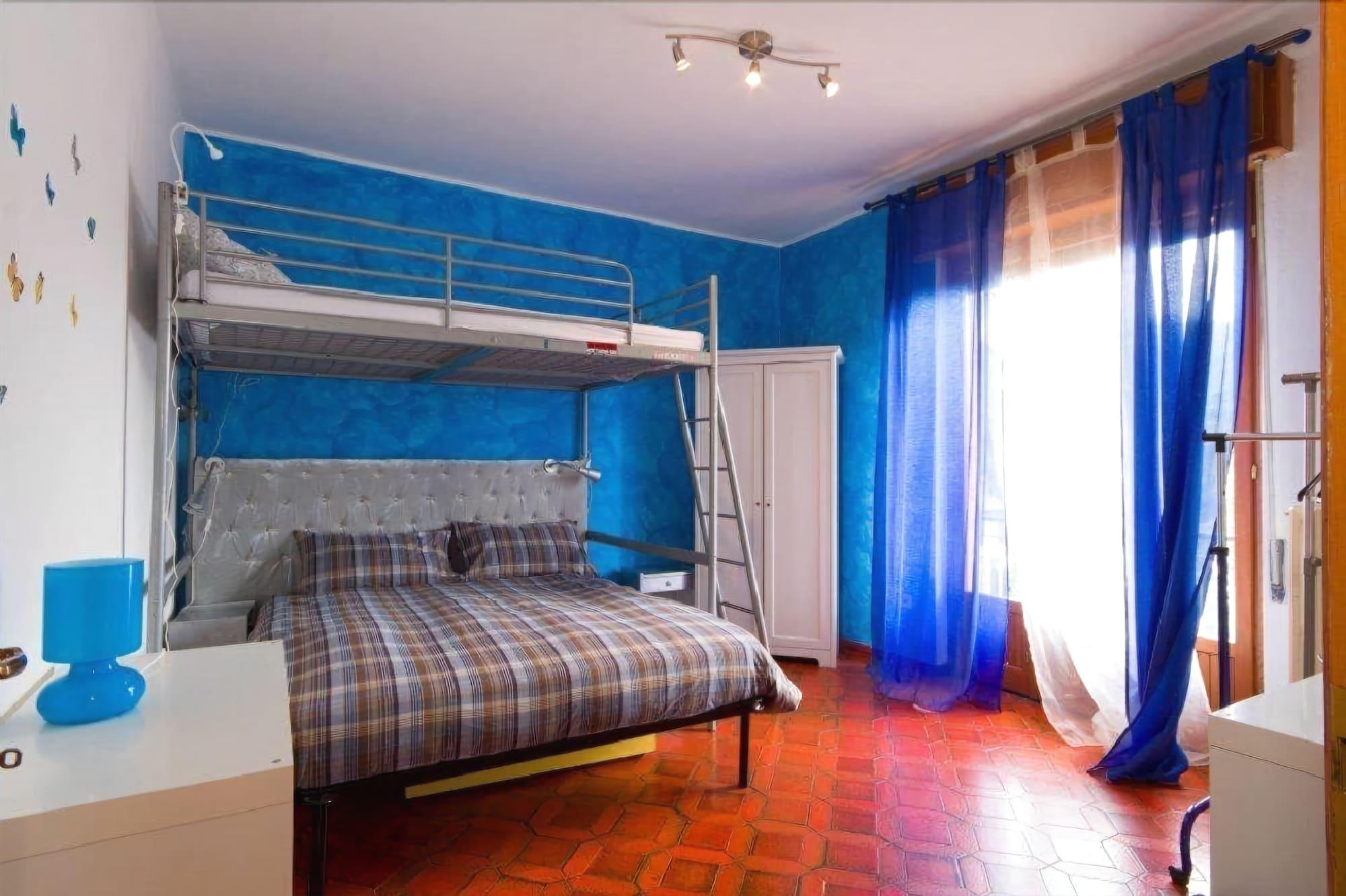 Habitación Rainbow House