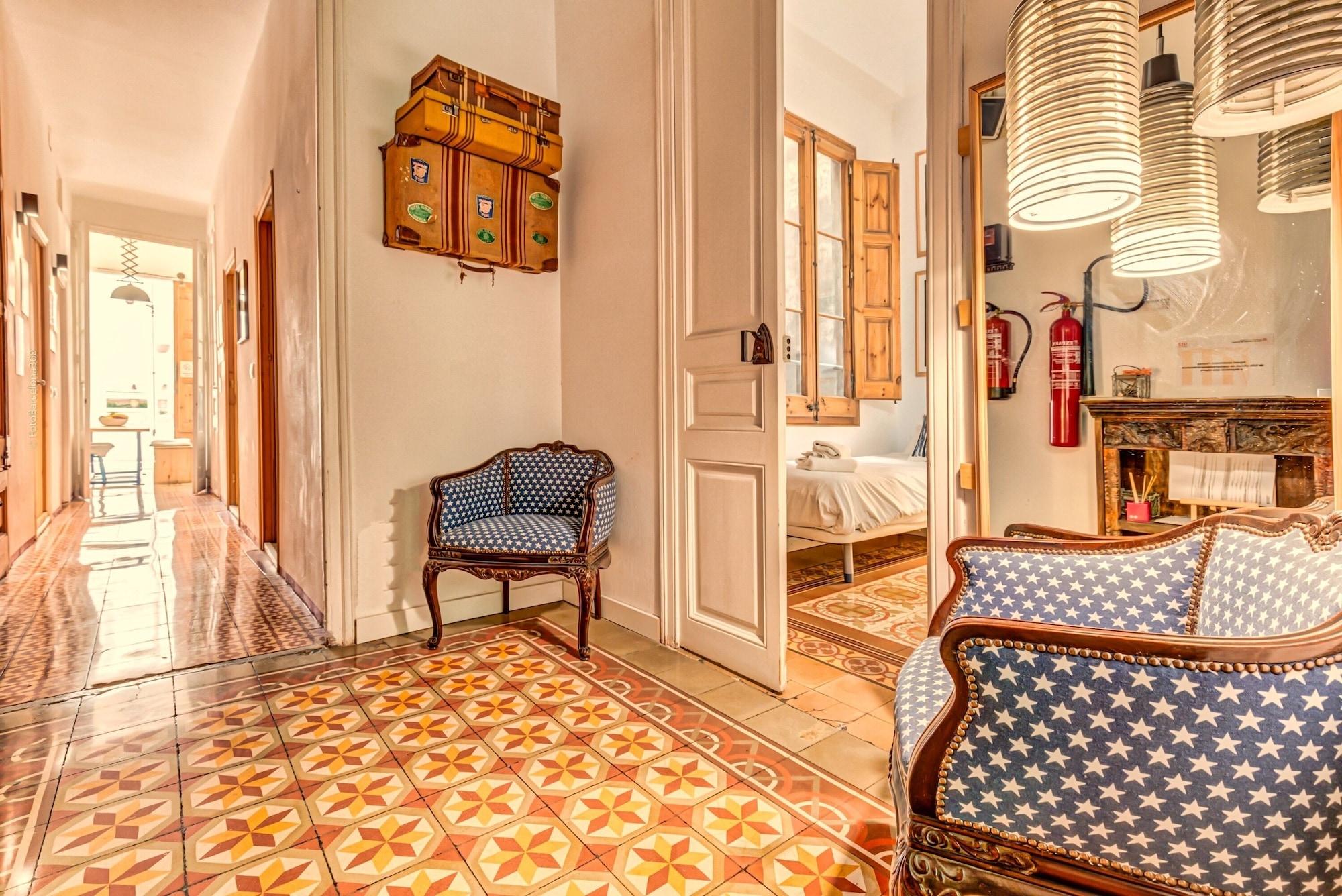 Varios Factory Suites Barcelona