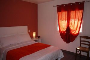 Alquiler Vacacional - 1 Apartment Pietralba with swimming pool / 15mn SEA