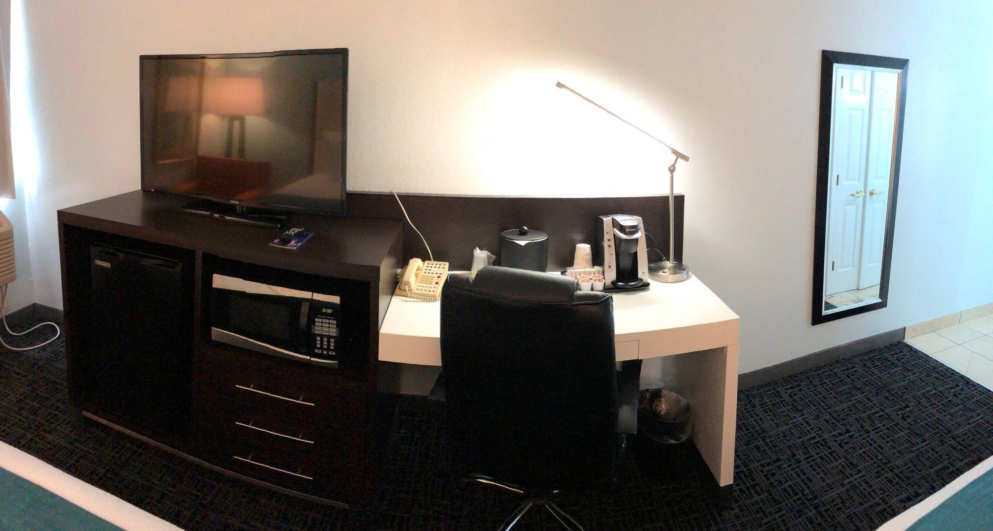 Habitación Best Western Plus Orlando Lake Buena Vista South Inn & Suites