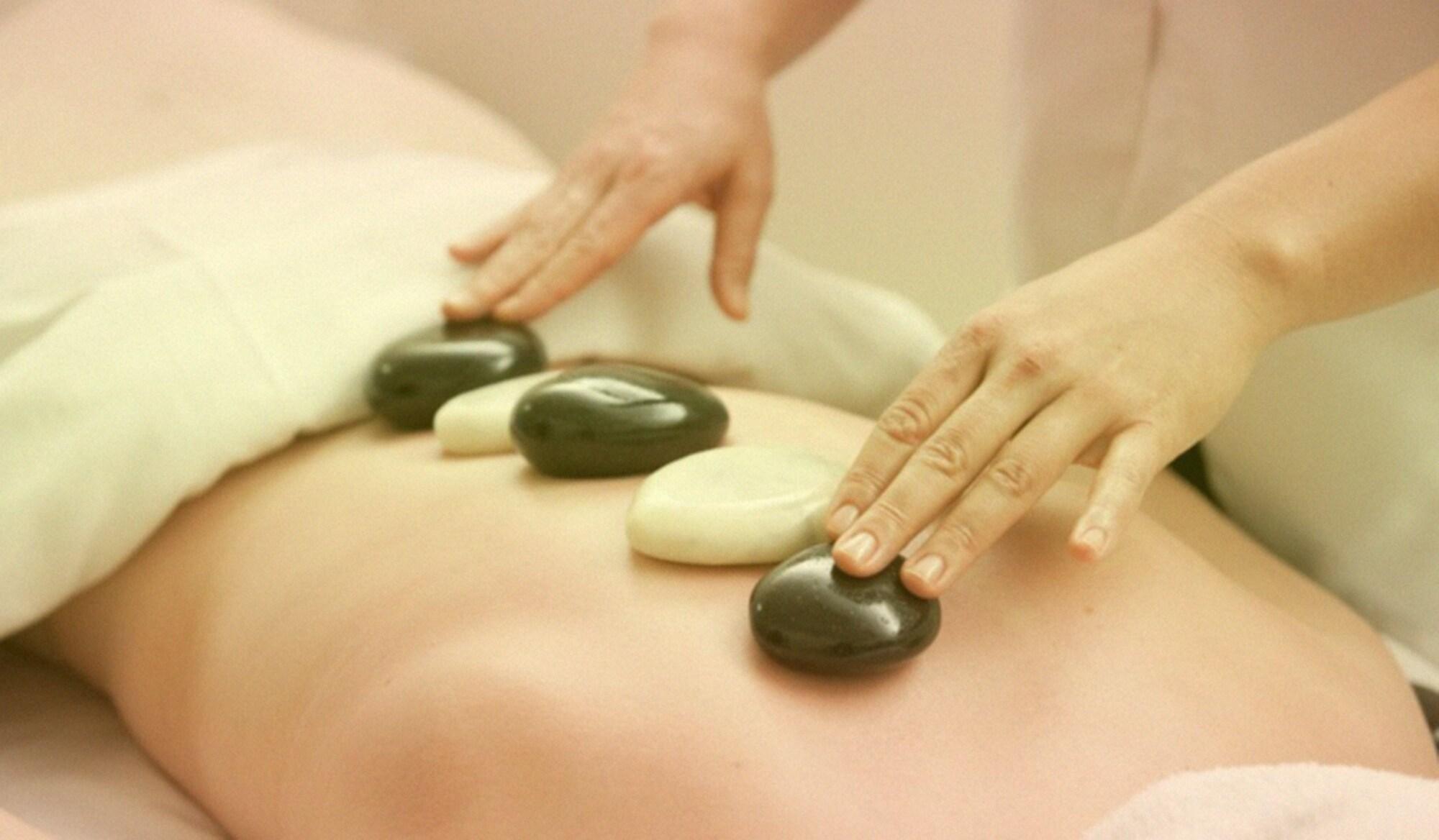 Spa Casona 1914 Quito - Gothic Cathedral View Rooftop