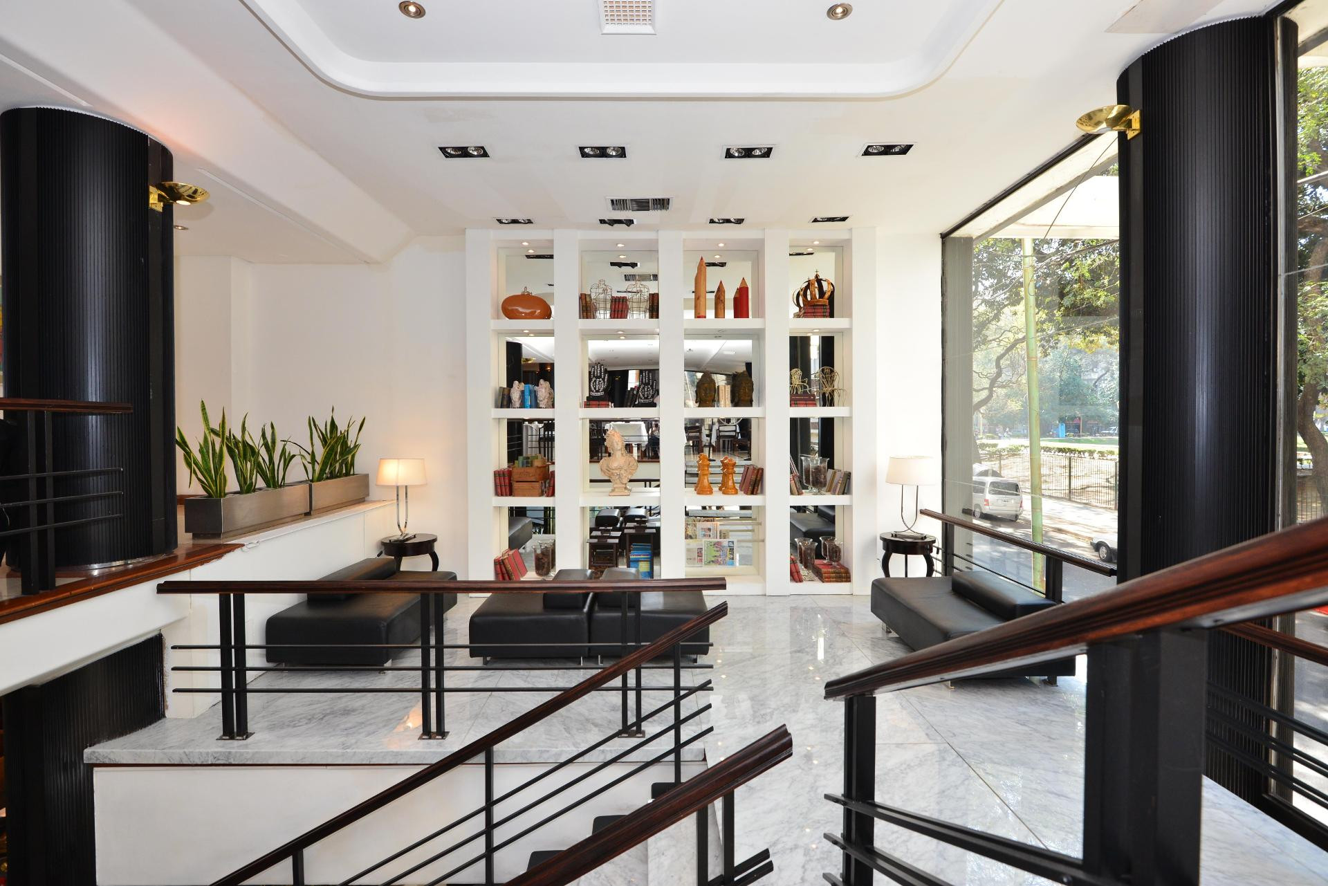 Vista Lobby Bisonte Libertad