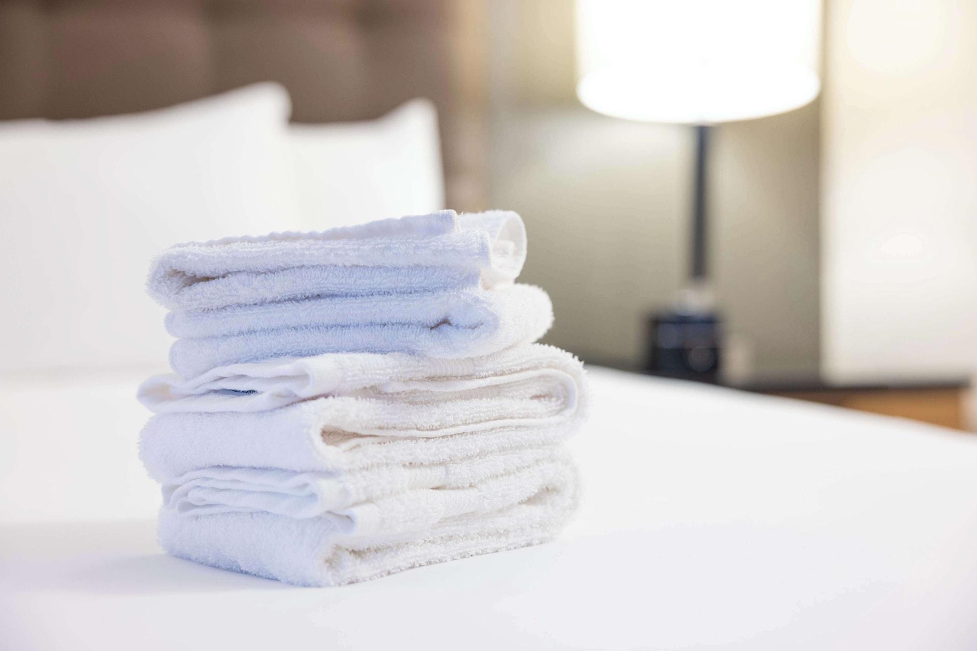 Set de Habitación Drury Inn & Suites Hayti Caruthersville