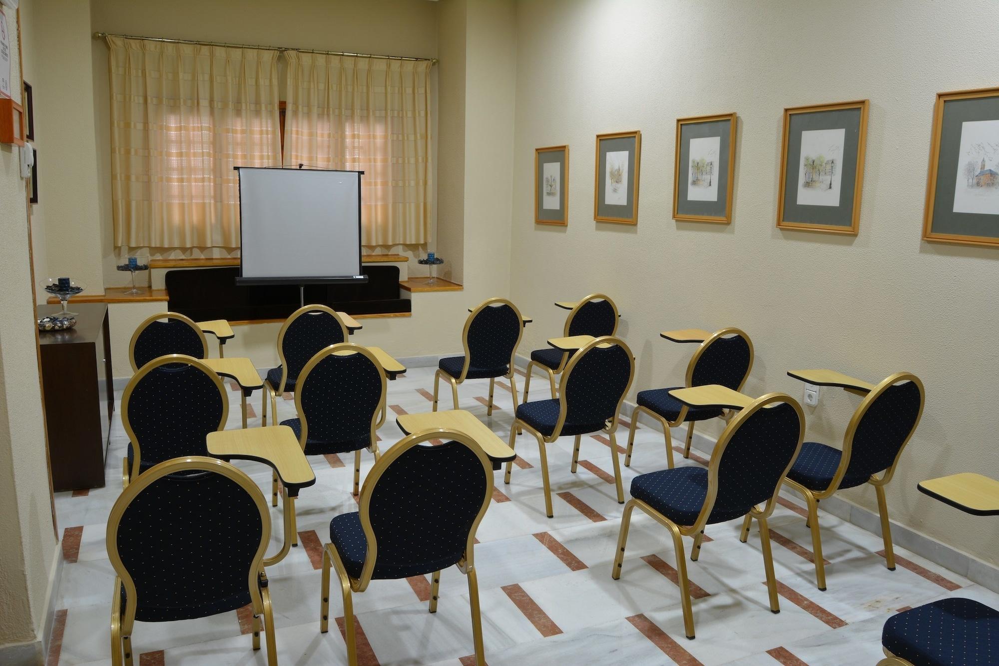 Sala de Reuniones Hotel Regio 2