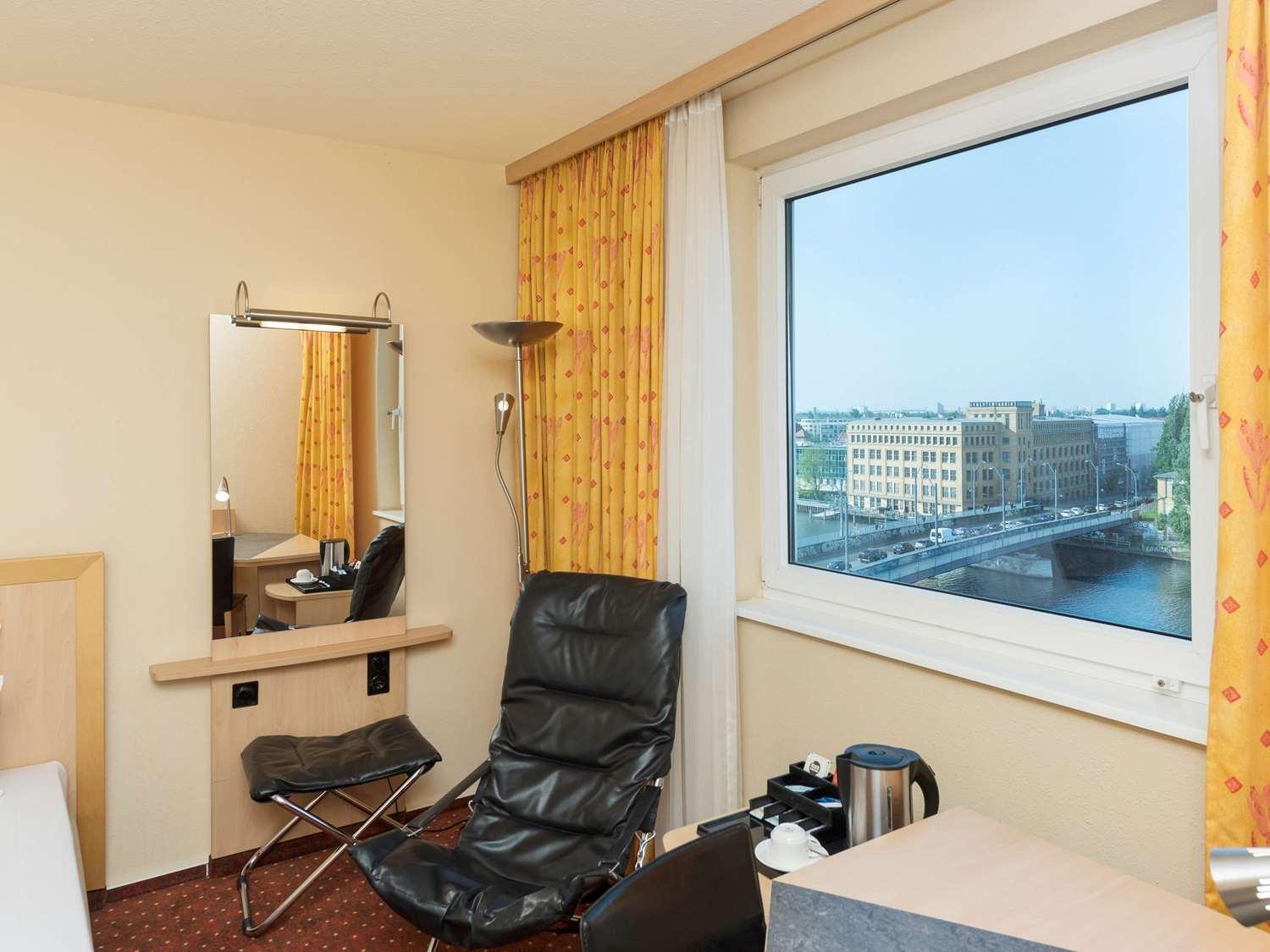 Hotel NH Berlin Treptow