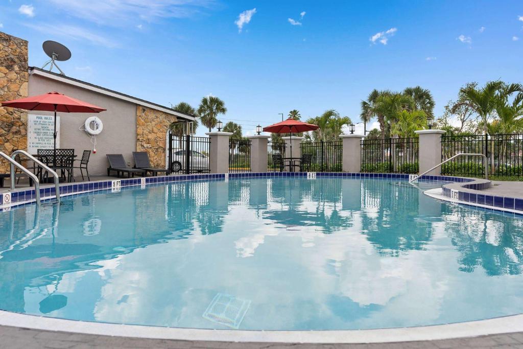 Instalaciones Recreativas Super 8 by Wyndham Kissimmee/Orlando