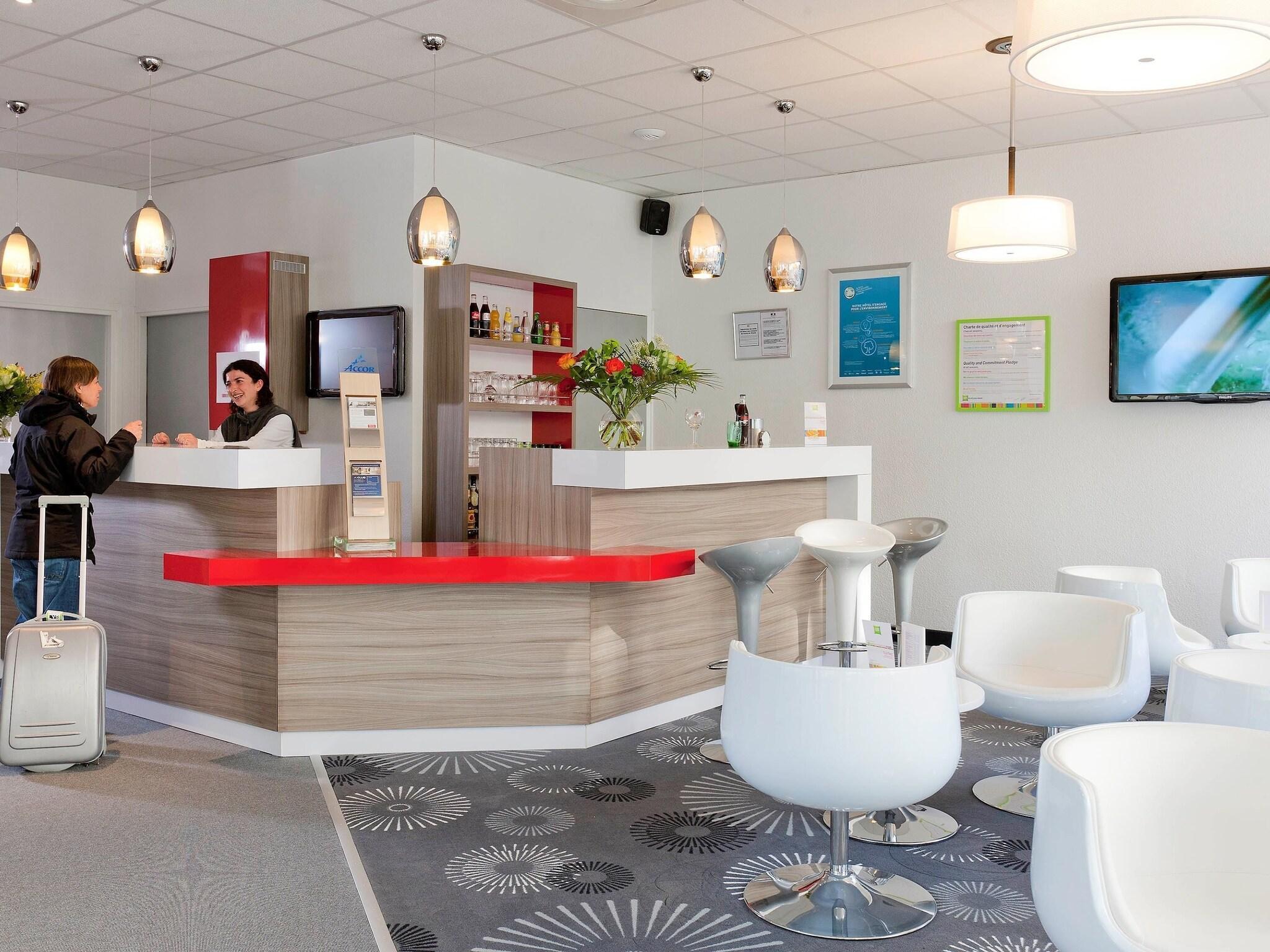 Vista Lobby ibis Styles Grenoble Centre Gare