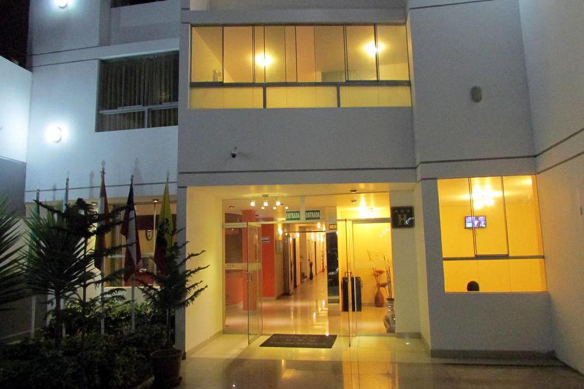 Vista Exterior Cesar's Hotel Carrion