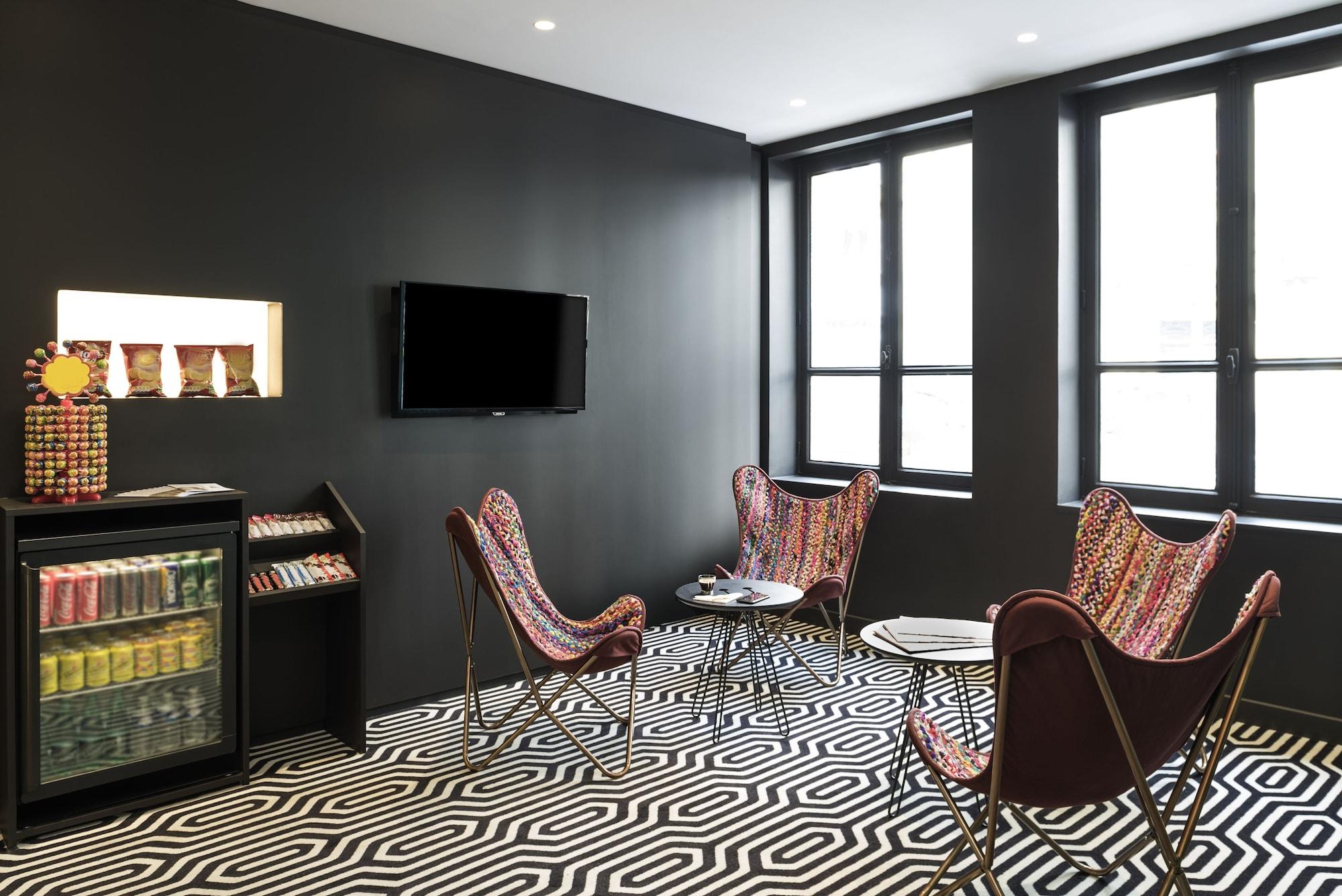 Vista Lobby ibis Styles Paris Gare Saint Lazare