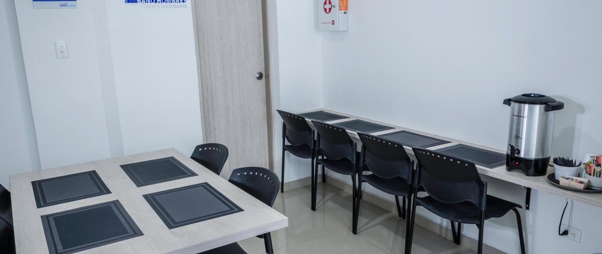 Centro de Negocios Suite del Parque