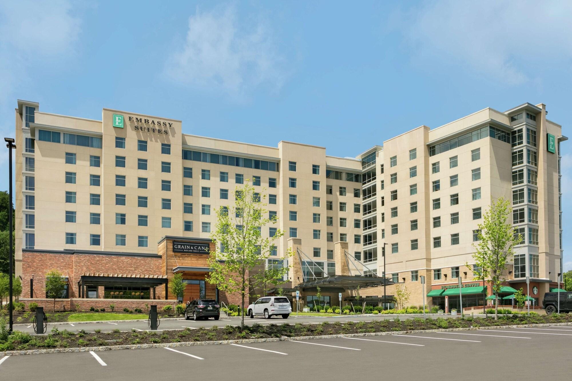 Vista Exterior Embassy Suites by Hilton Berkeley Heights