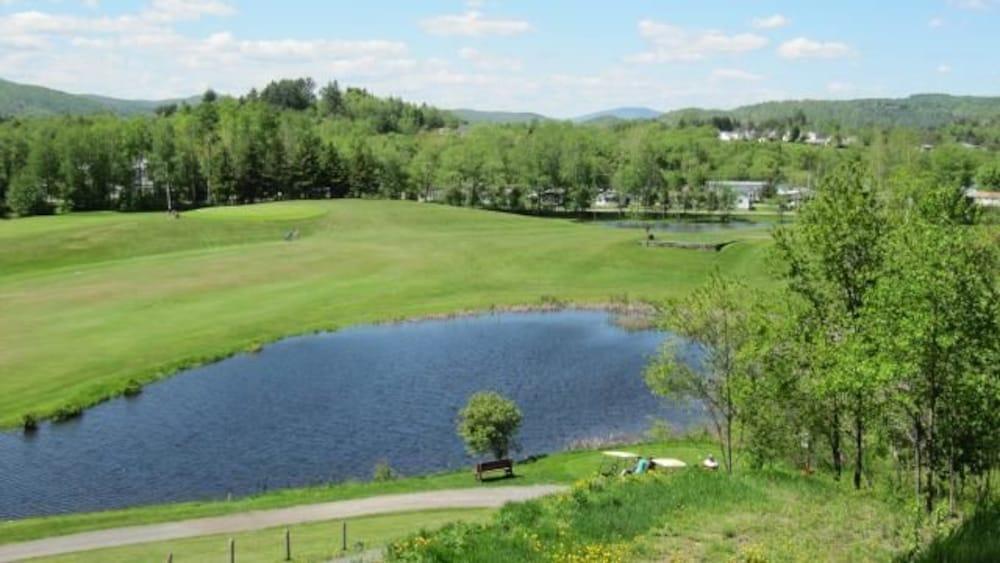 Campo de Golf Colebrook C.C. & Motel