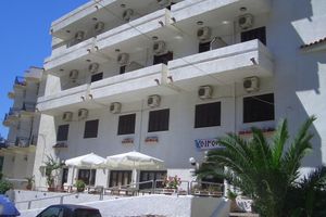 Alojamiento - Oinoi Hotel