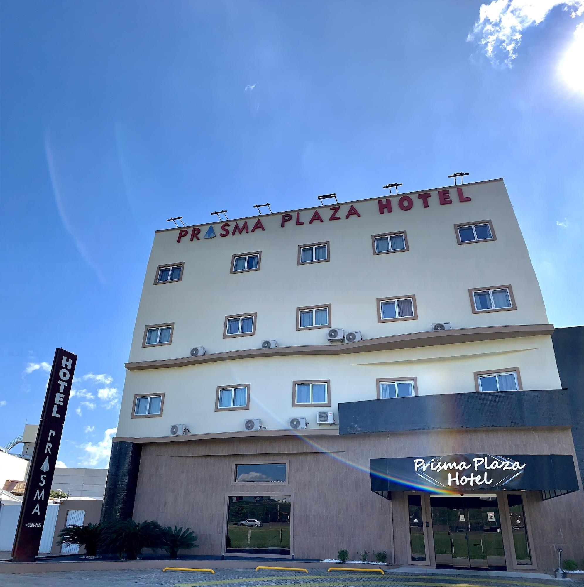 Varios Prisma Plaza Hotel