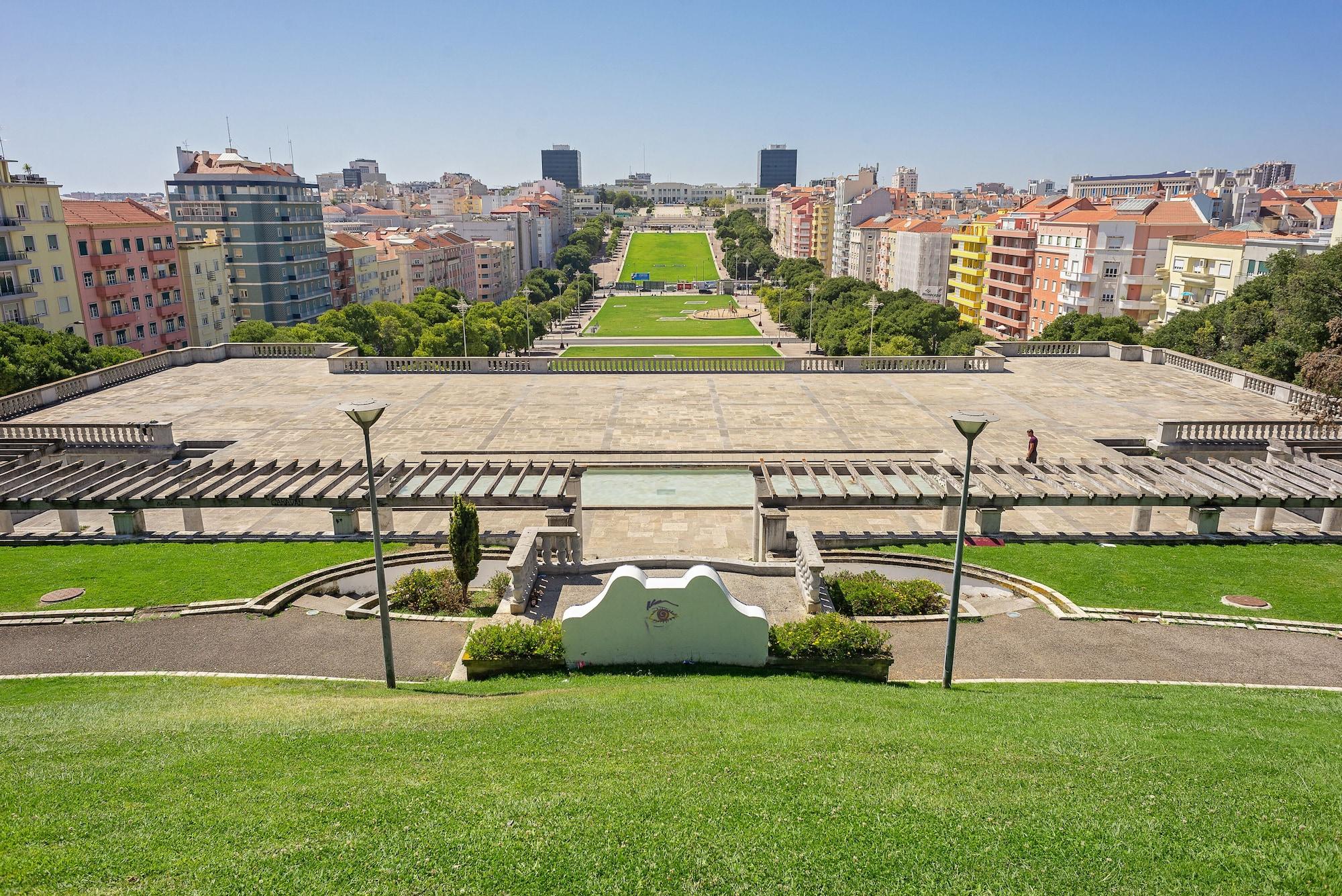 Vista Exterior Hotel DAH - Dom Afonso Henriques