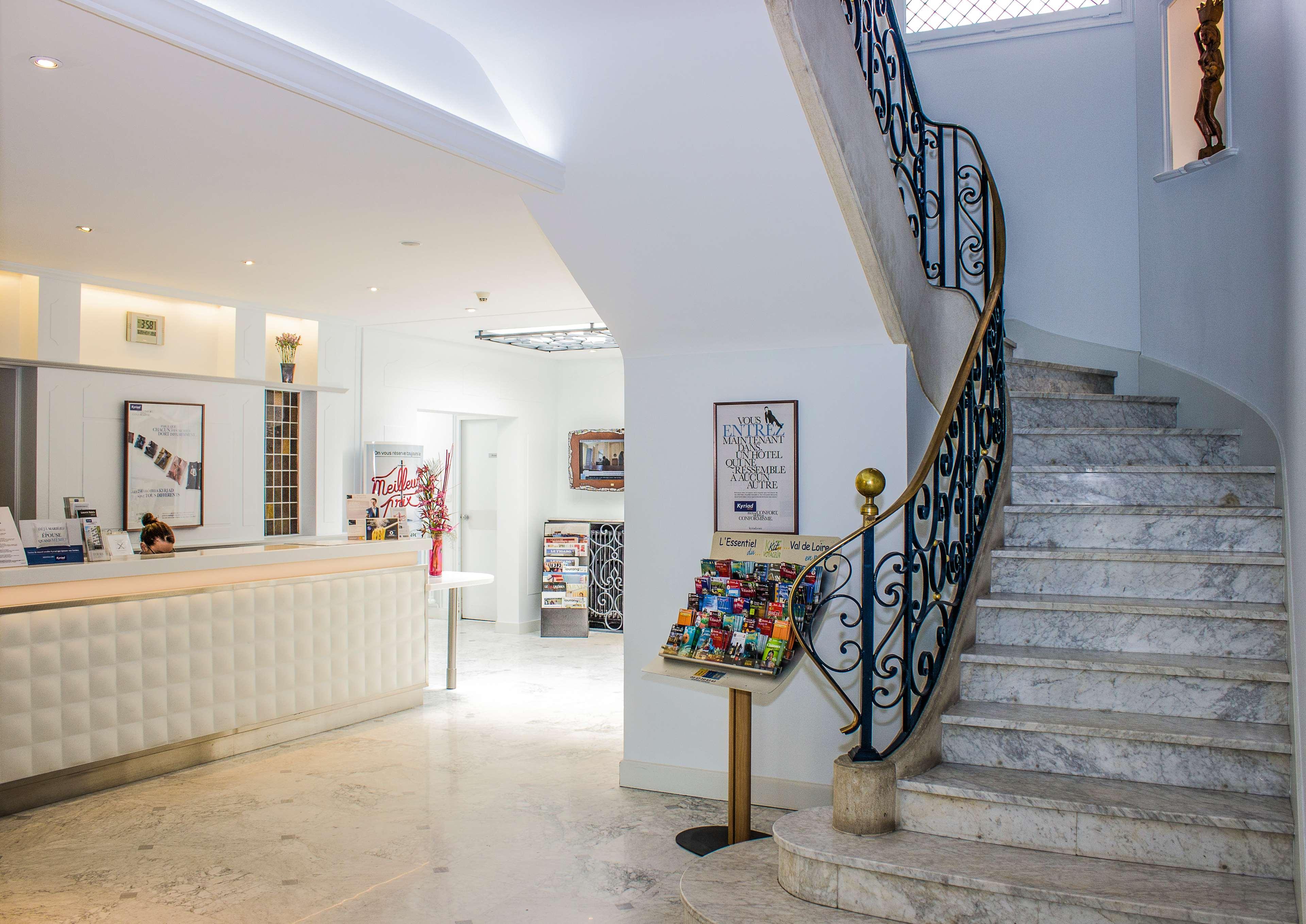 Vista Lobby Kyriad - Tours Centre