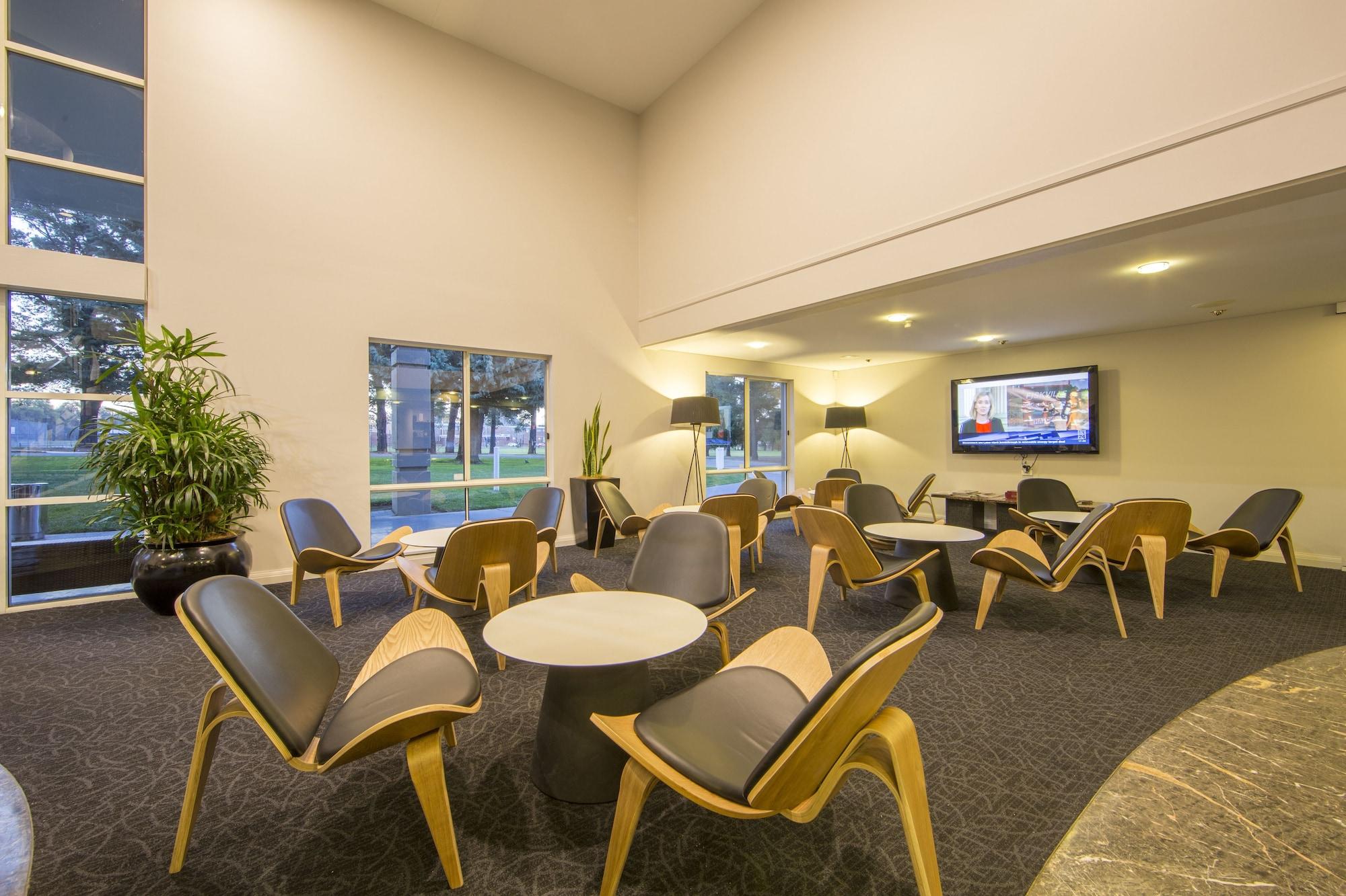 Restaurant ibis Styles Canberra