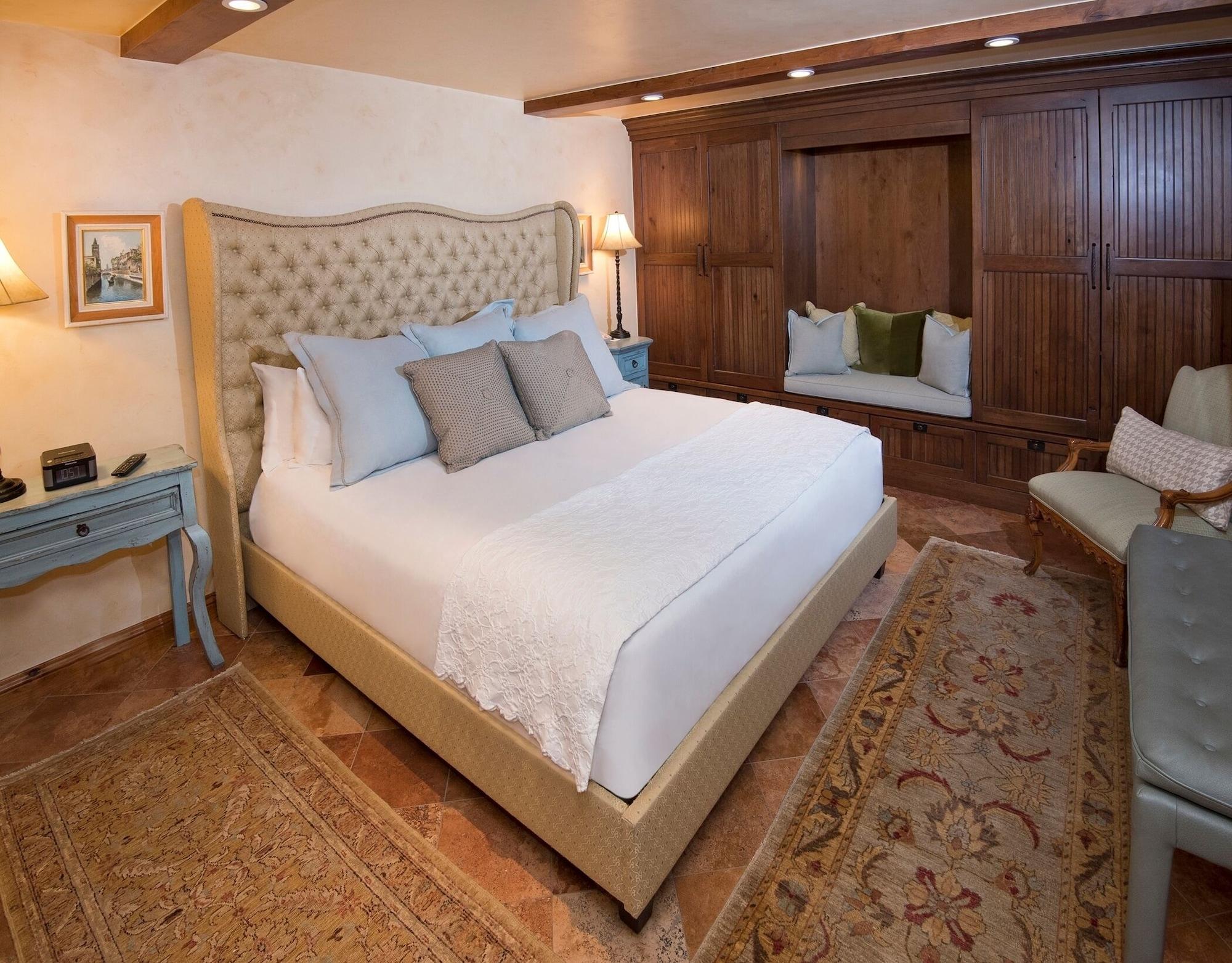 Habitación Relaxing 1 Bedroom Condo with Premium Amenities by RedAwning