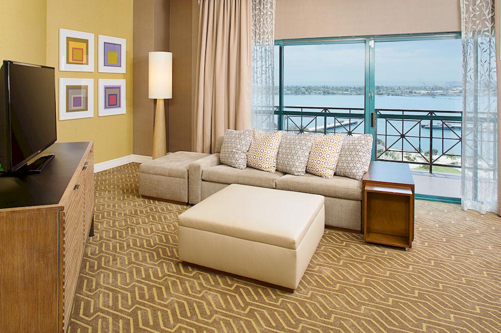 Comodidades del Alojamiento Embassy Suites by Hilton San Diego Bay Downtown