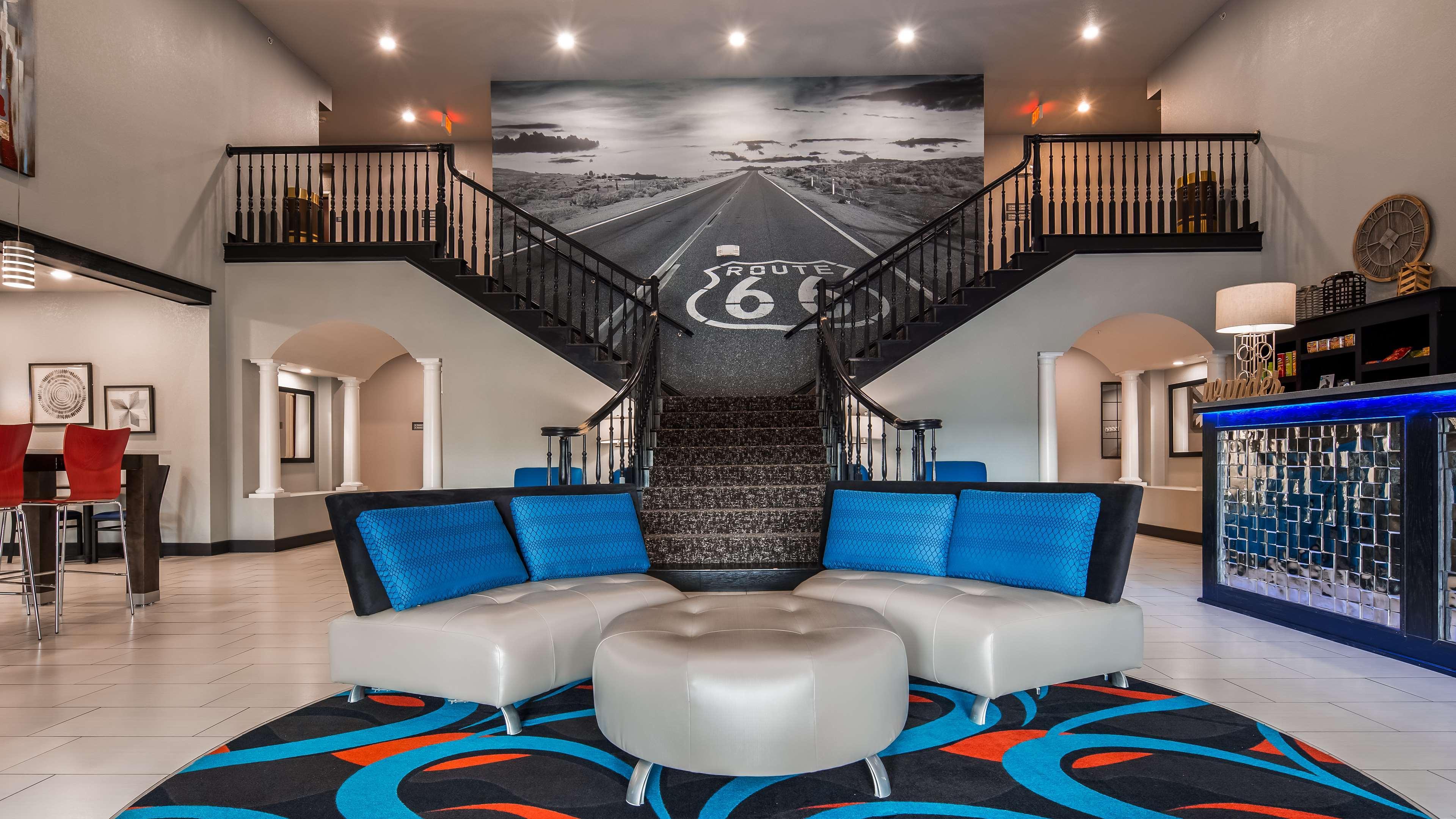 Vista Lobby Best Western Atoka Inn & Suites