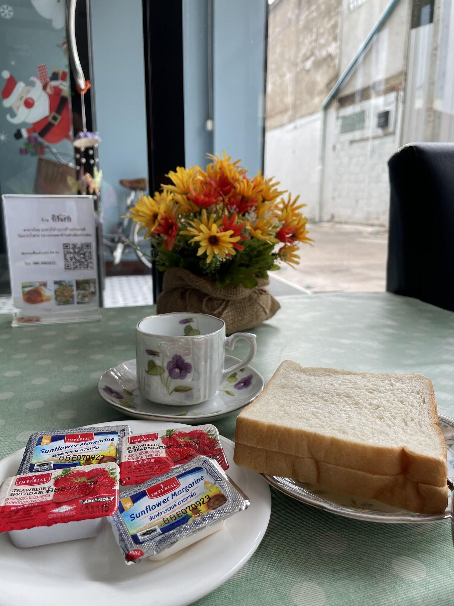 Vista Exterior Pakchong Phubade Hotel