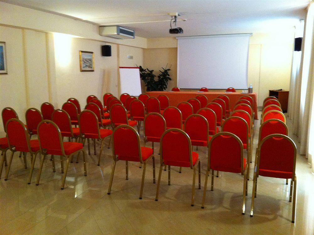 Sala de Reuniones Hotel Michelangelo