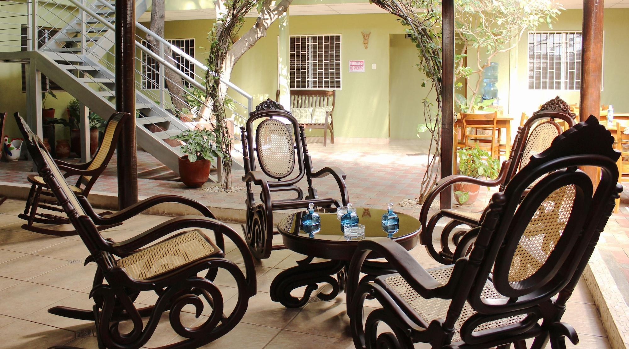 Vista Exterior Hotel Casa de Angeles