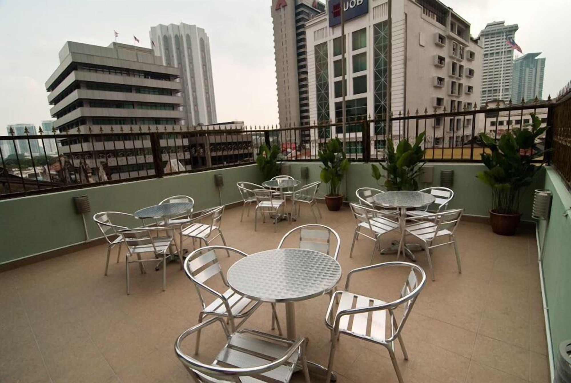 Varios Hotel A-One
