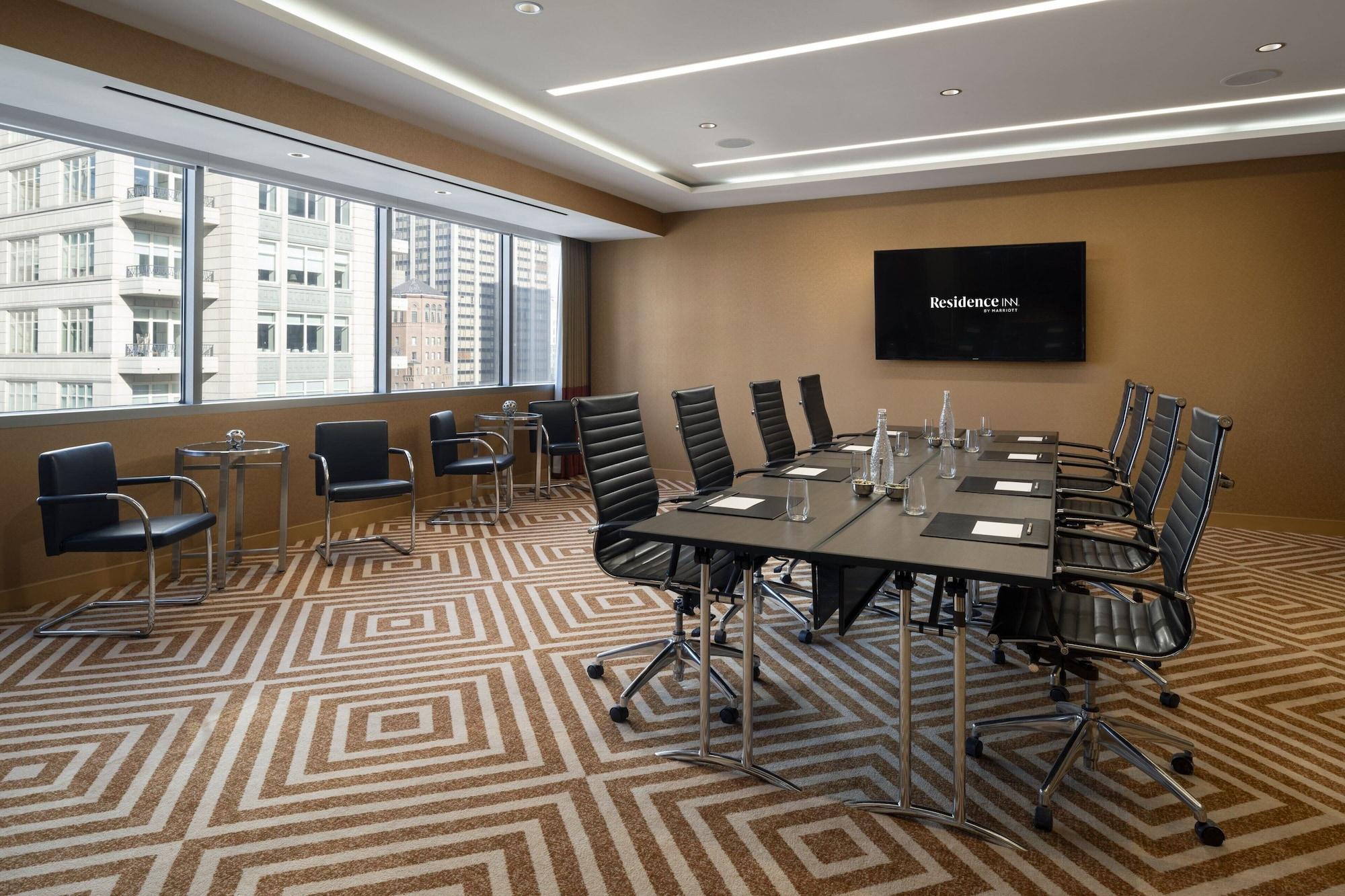 Sala de Reuniones Residence Inn Chicago Downtown Magnificent Mile