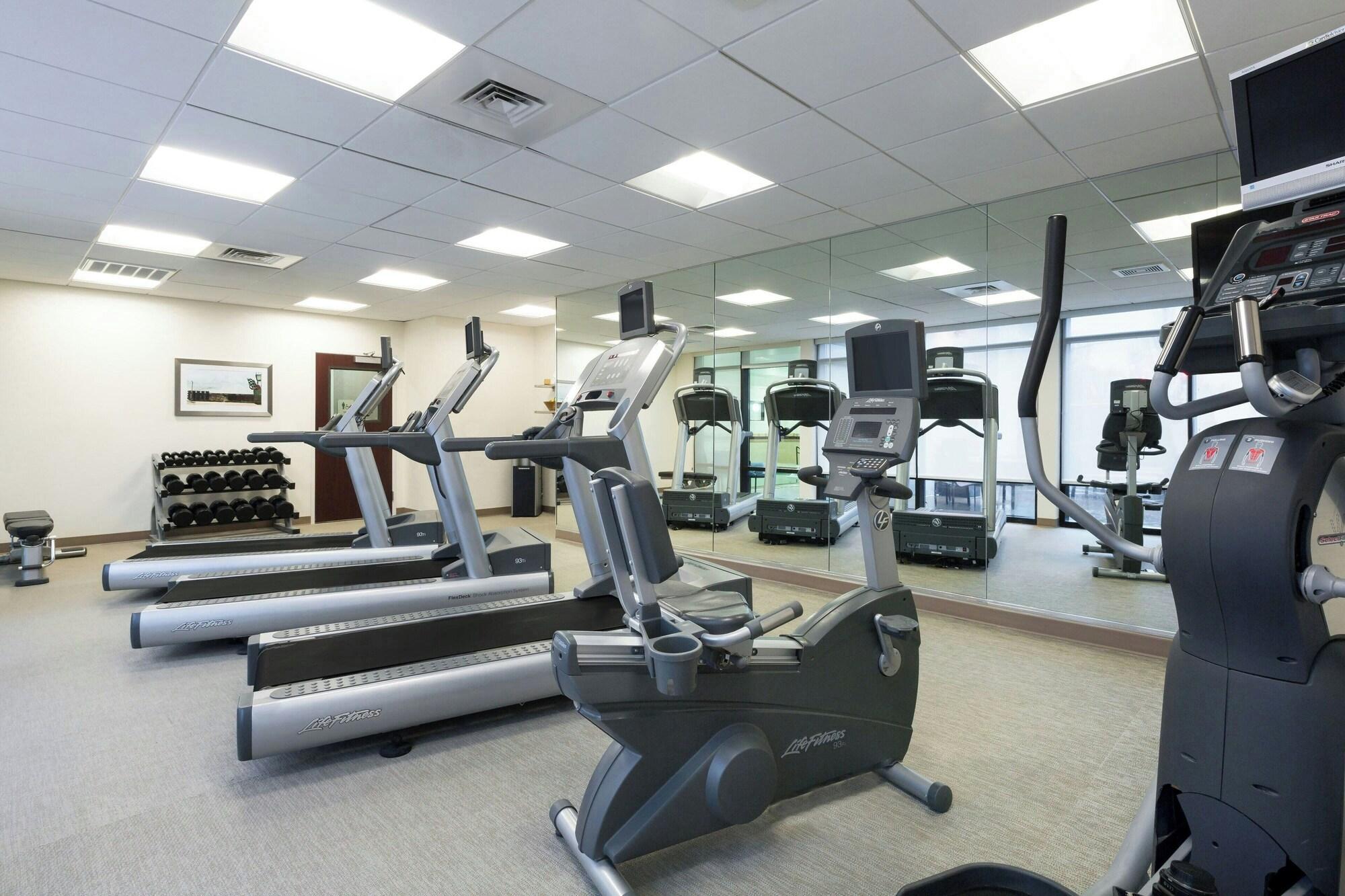Gimnasio SpringHill Suites by Marriott Indianapolis Fishers