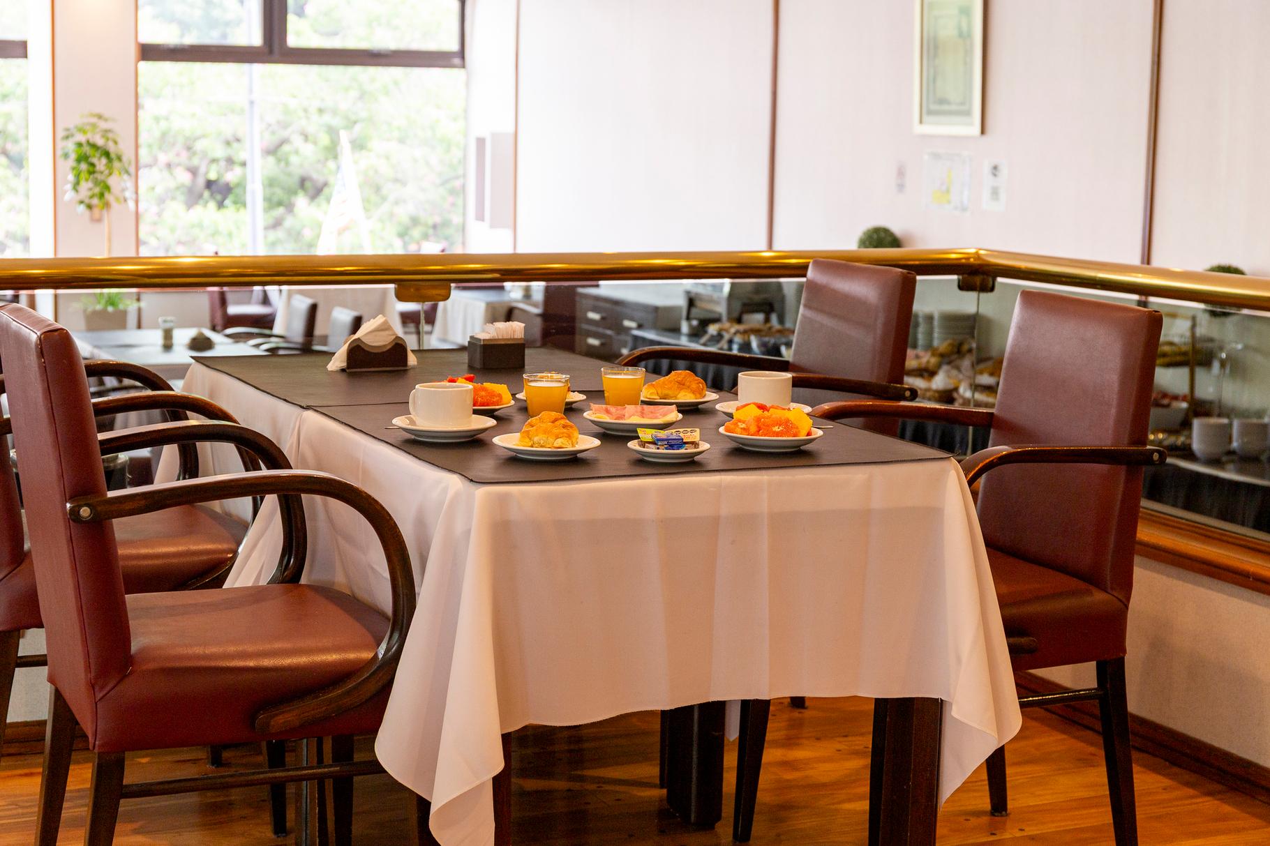 Área de desayuno Hotel Conte