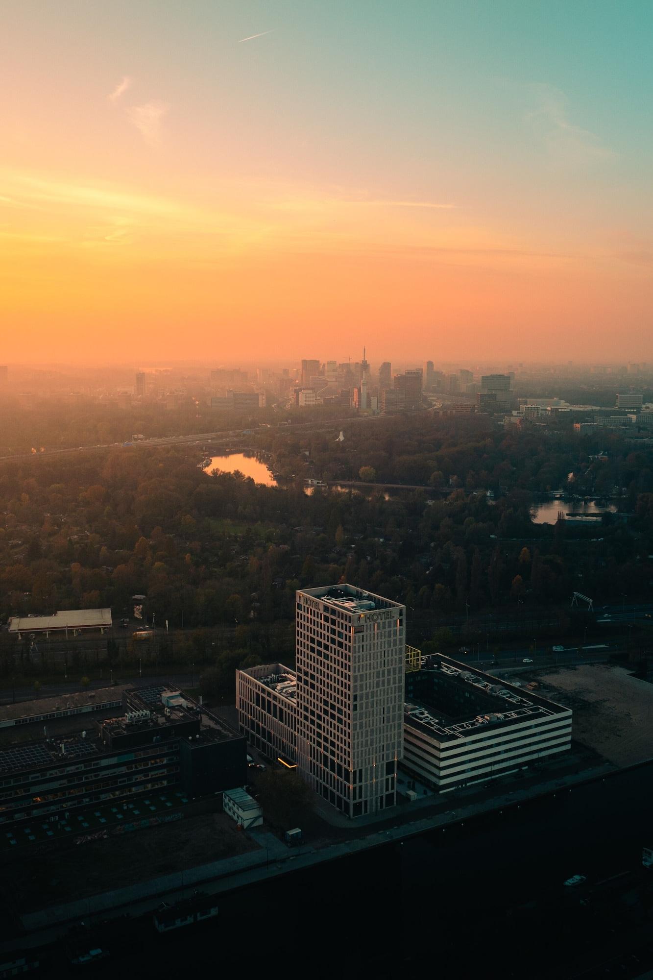 Vista Exterior Van der Valk Amsterdam Amstel