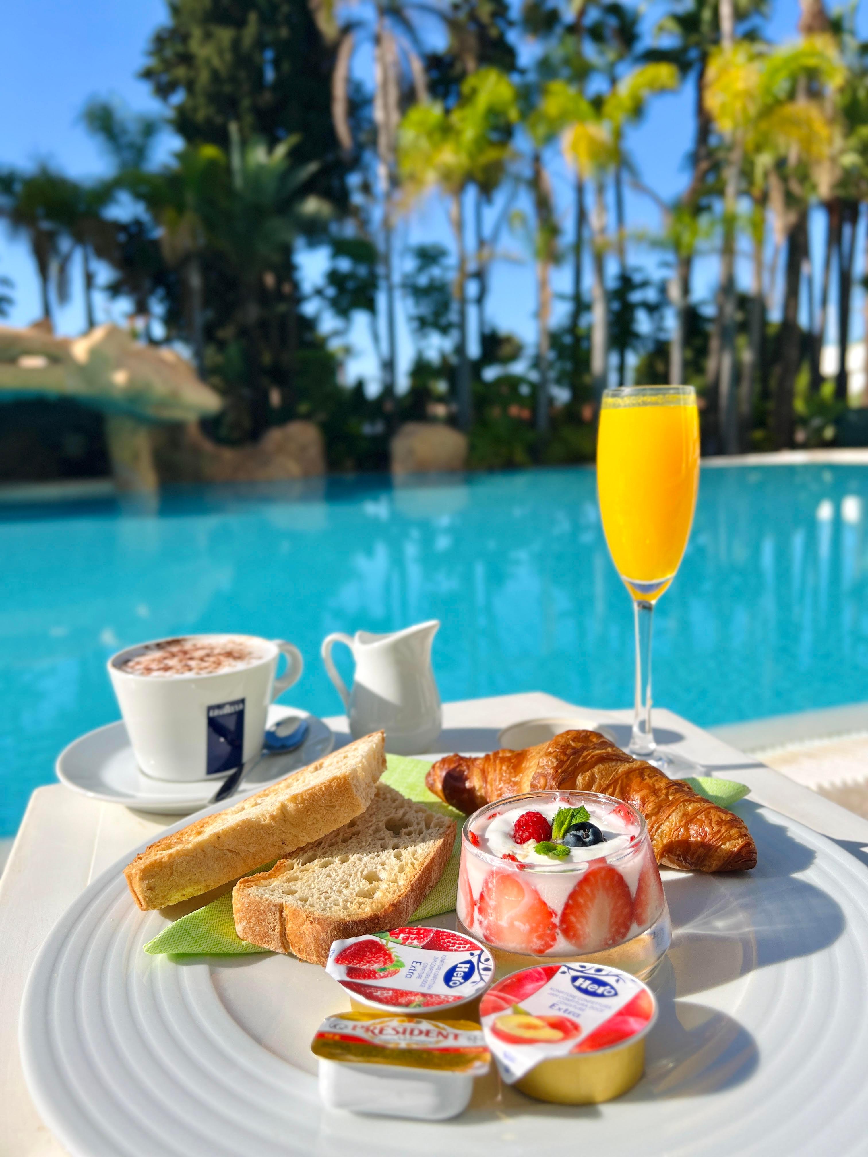 Restaurant Guadalpin Suites