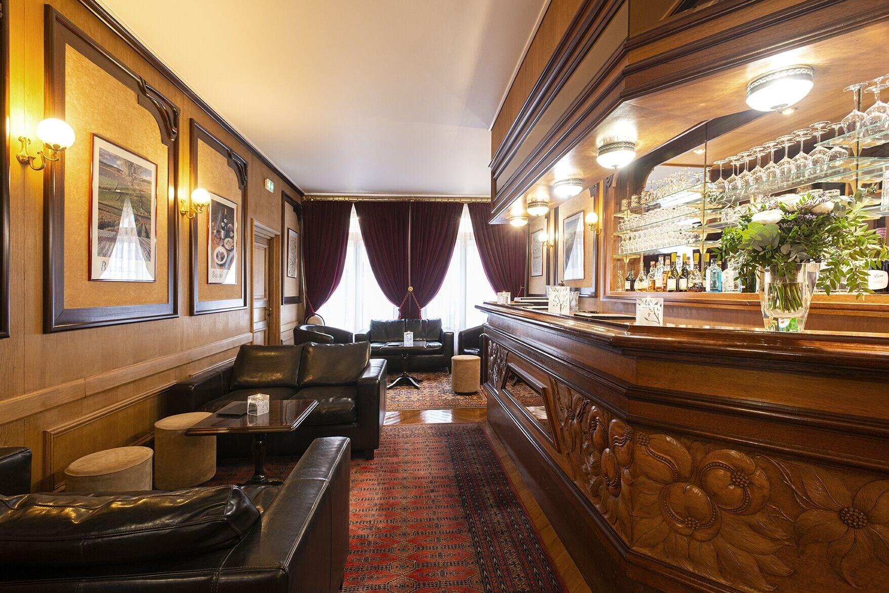 Bar/Salón Hôtel Belle Epoque