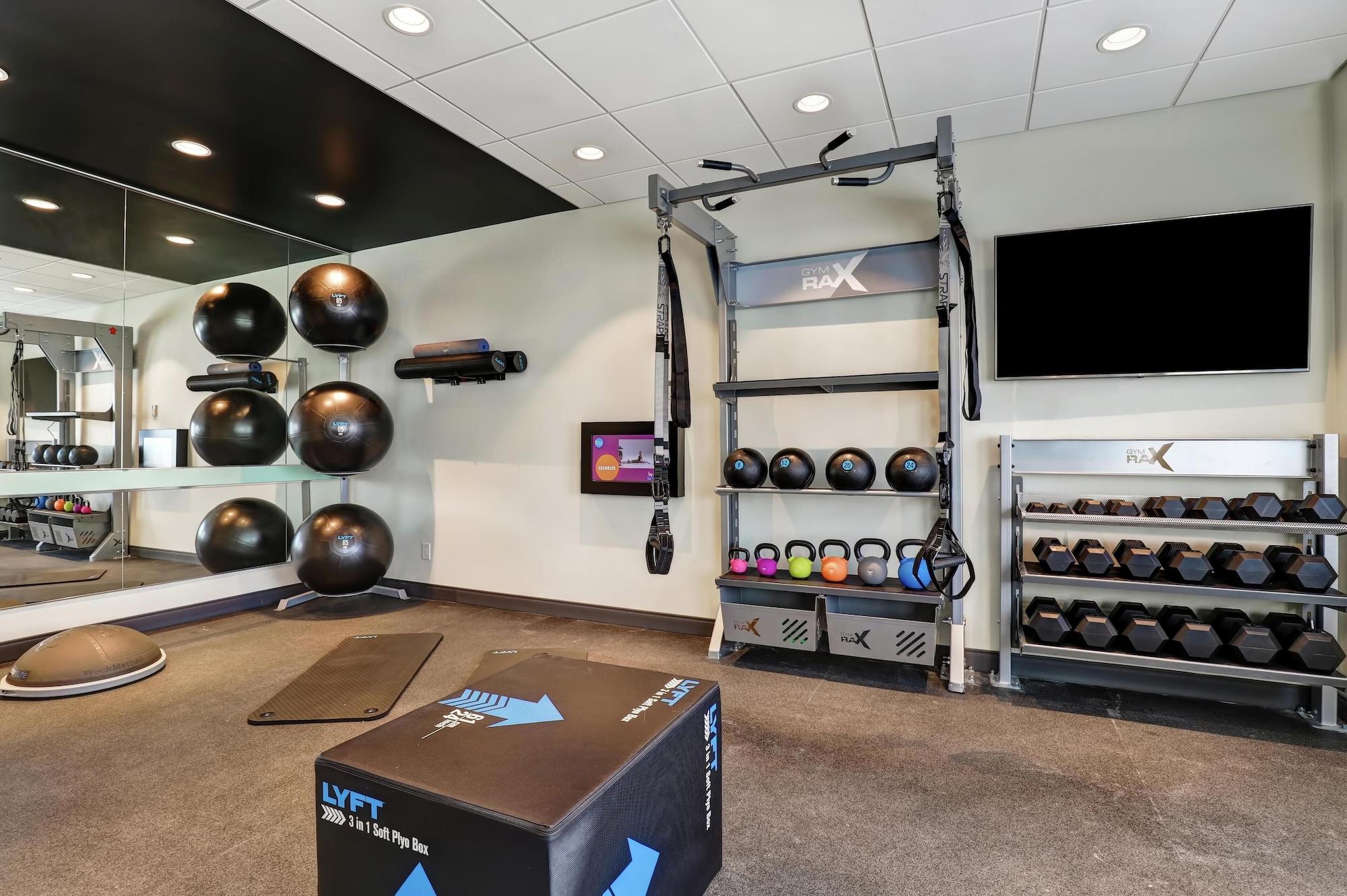 Gimnasio TRU BY Hilton Edmonton Windermere