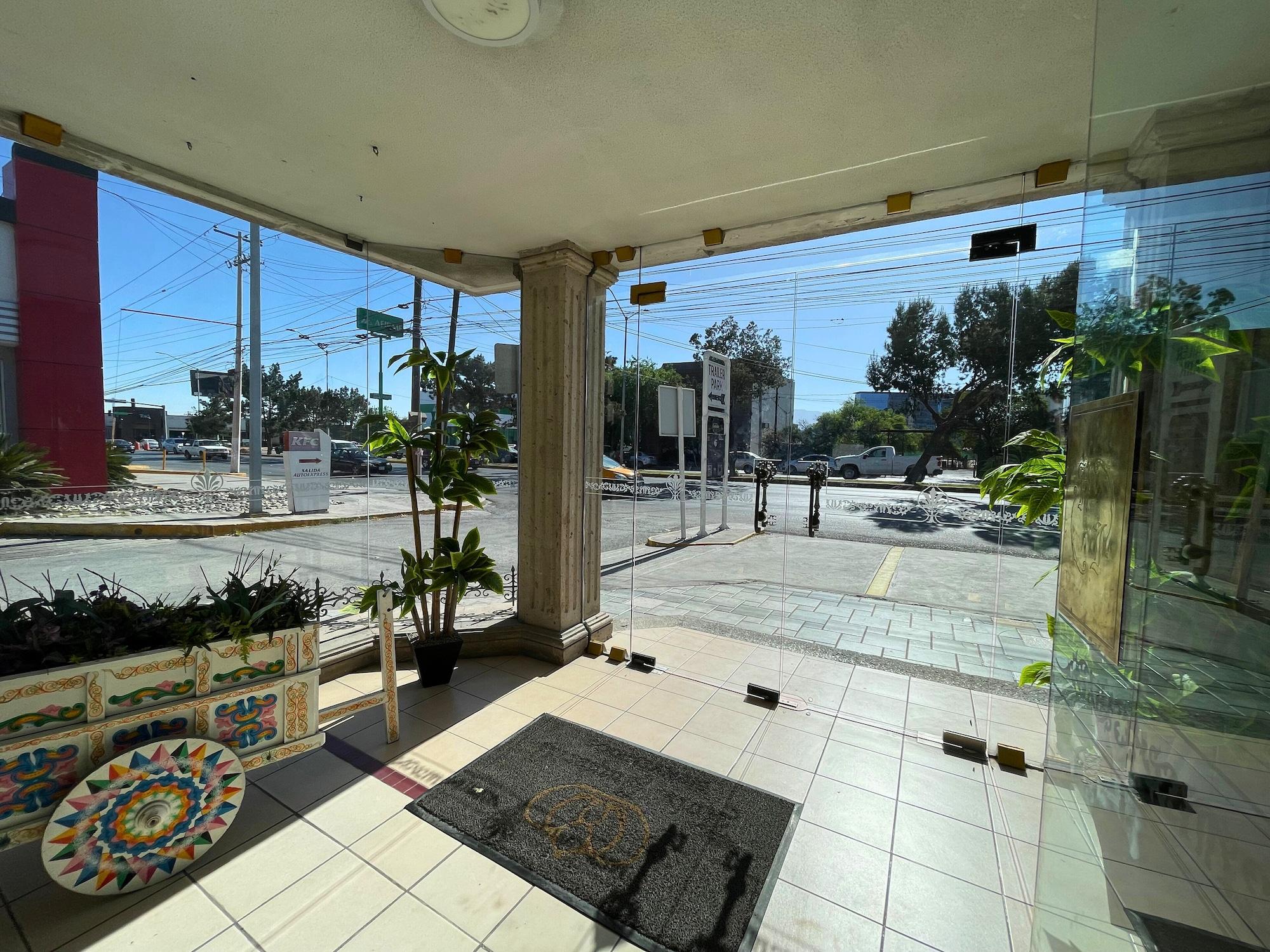 Vista Lobby Hotel Imperial Saltillo