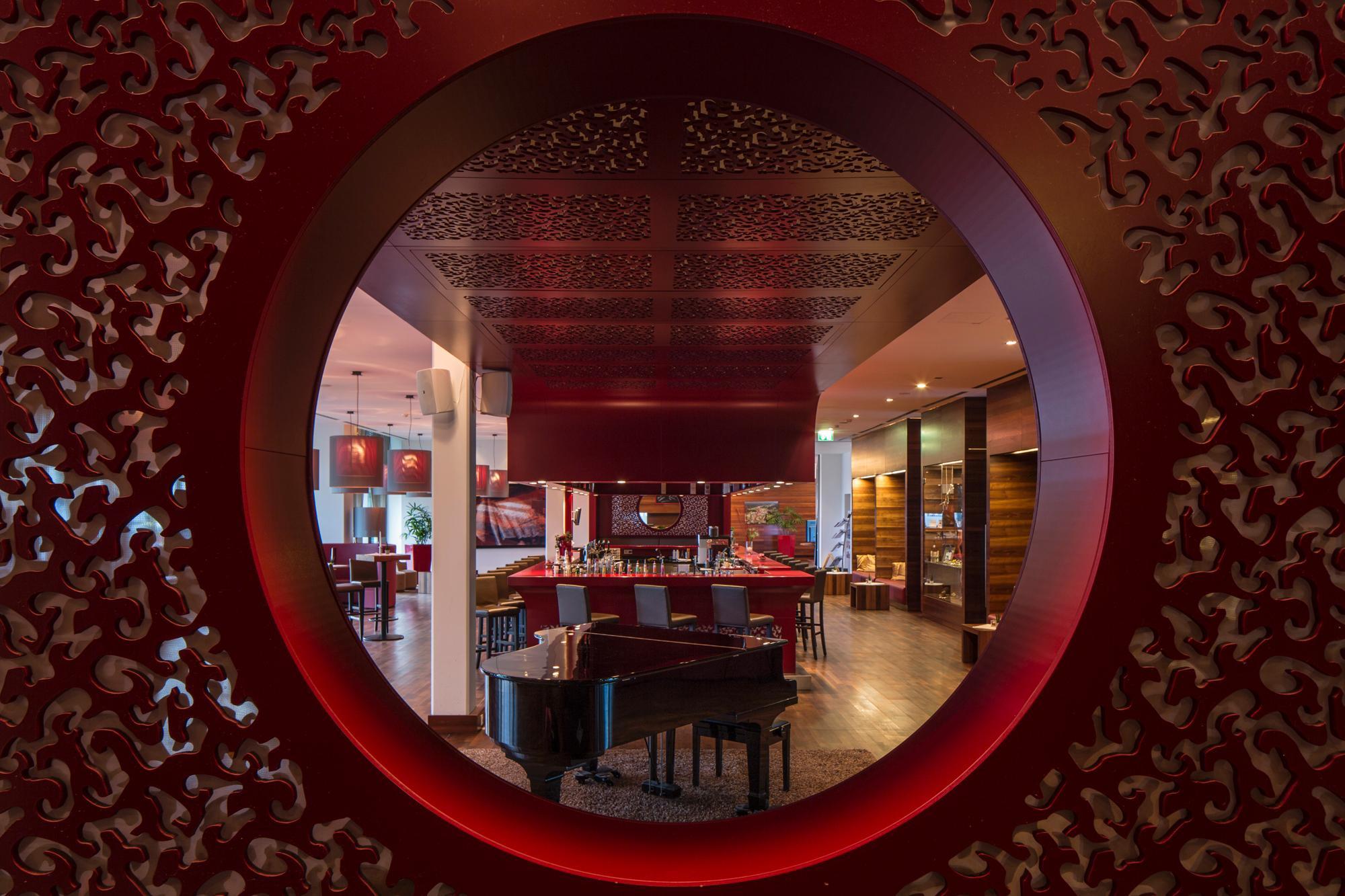 Bar/Salón Falkensteiner Hotel & Asia Spa Leoben