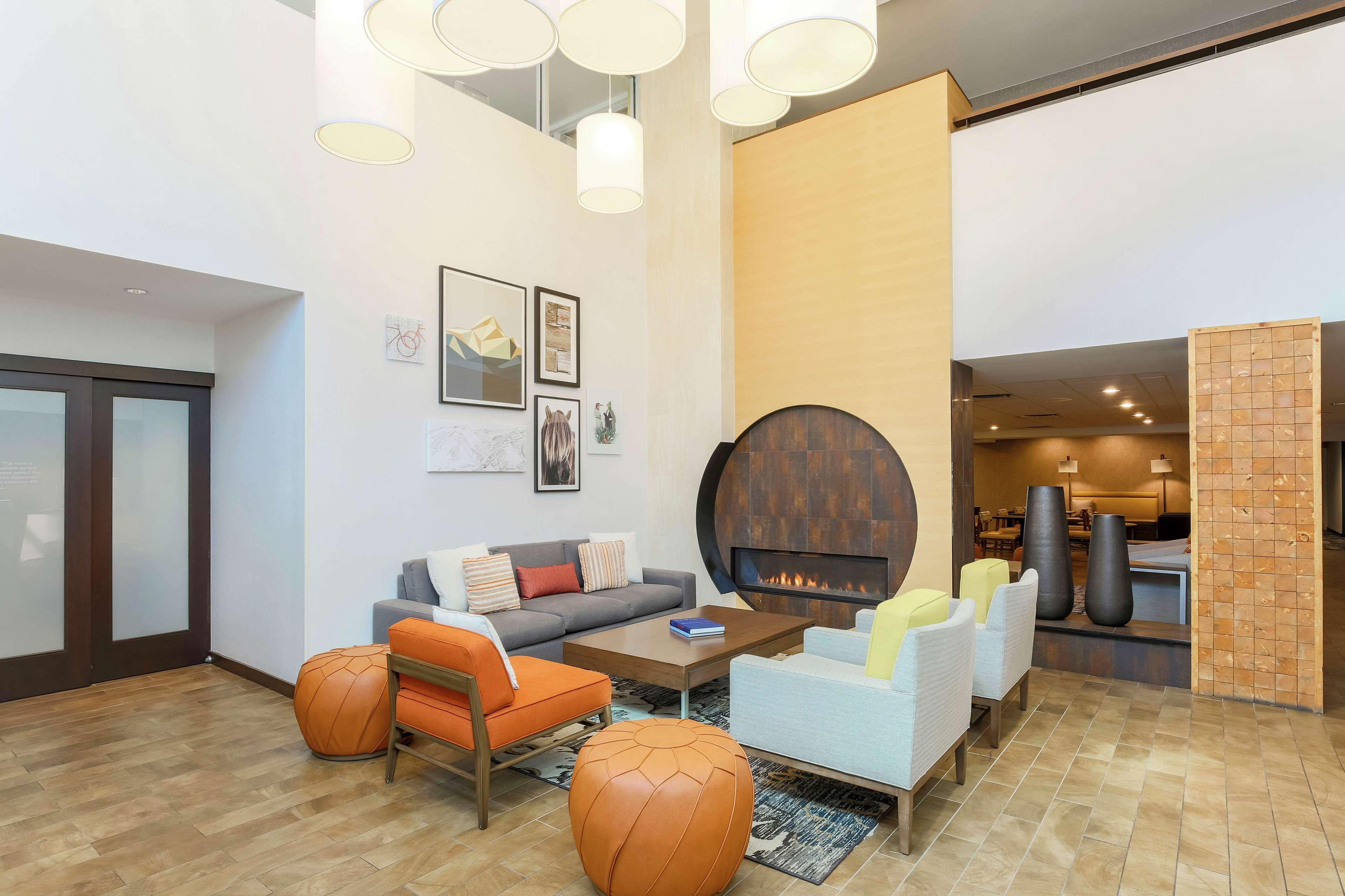 Vista Lobby Hampton Inn & Suites Denver Tech Center